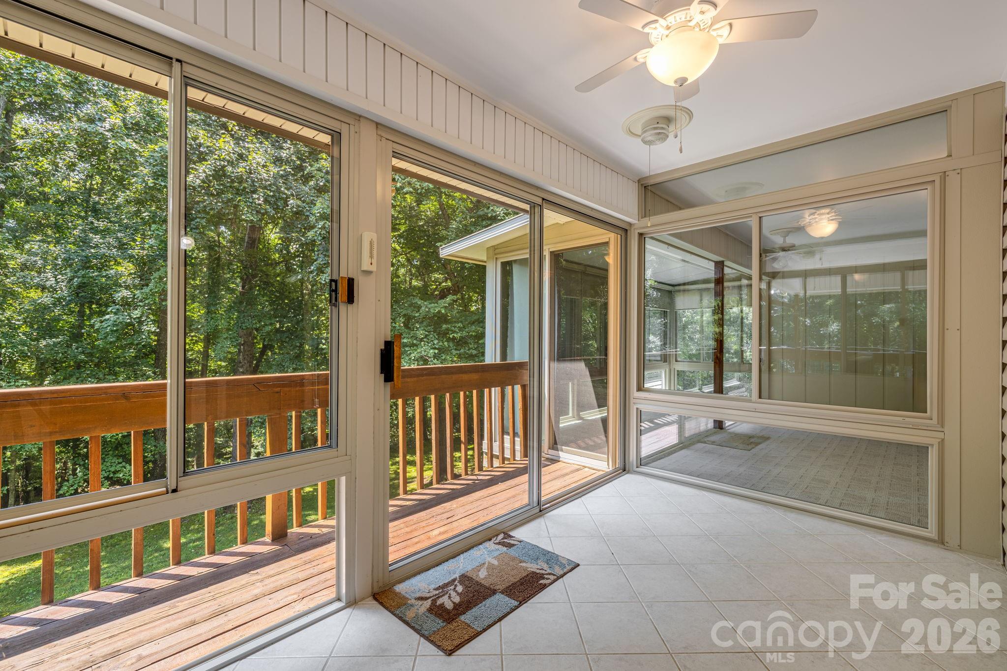 11 E Ridgeway Drive — Weaverville