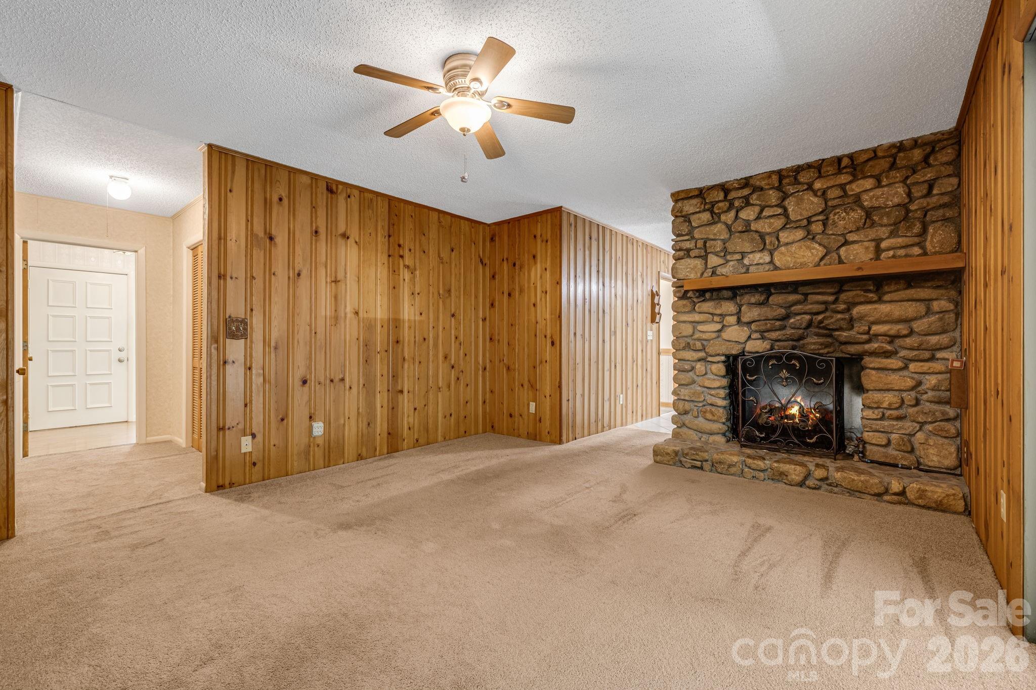 11 E Ridgeway Drive — Weaverville