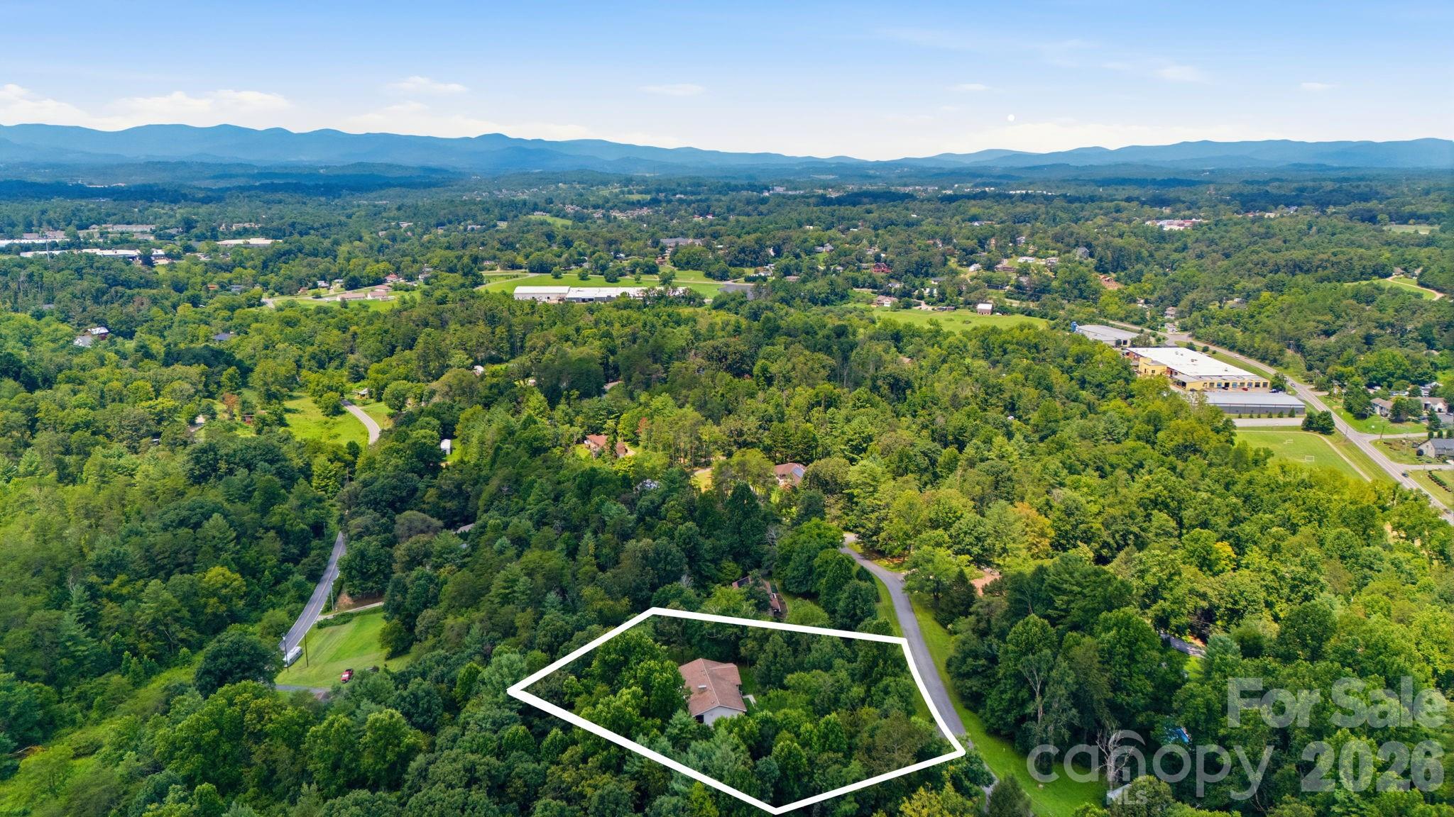 11 E Ridgeway Drive — Weaverville