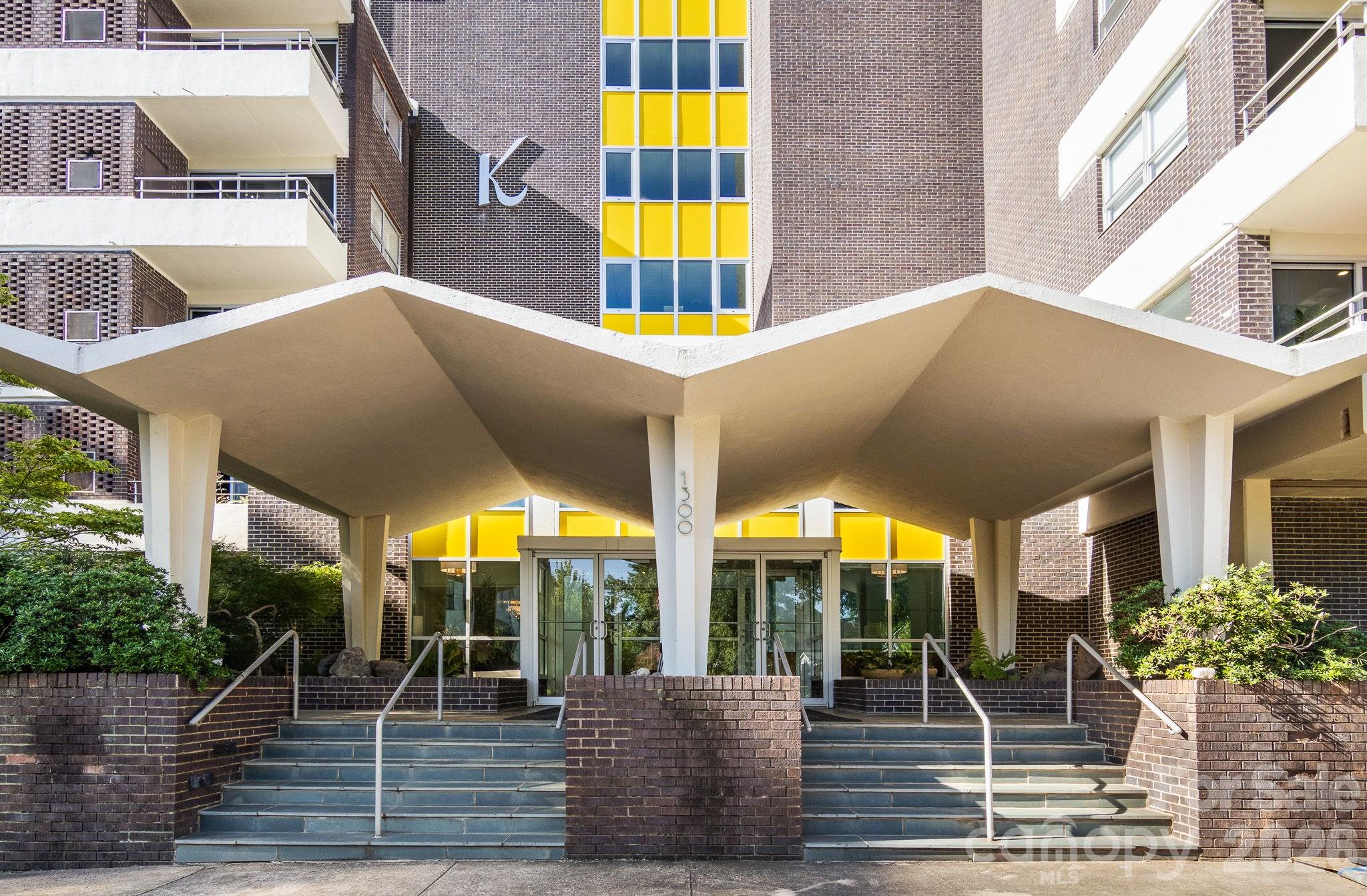 1300 Reece Road #412 — Charlotte
