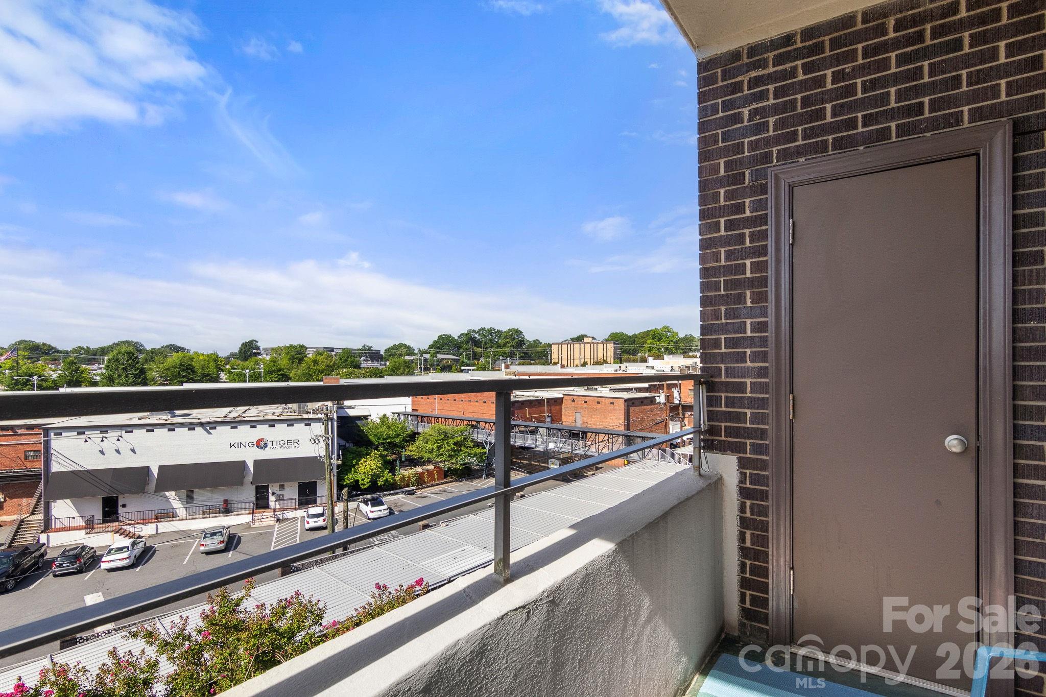 1300 Reece Road #412 — Charlotte