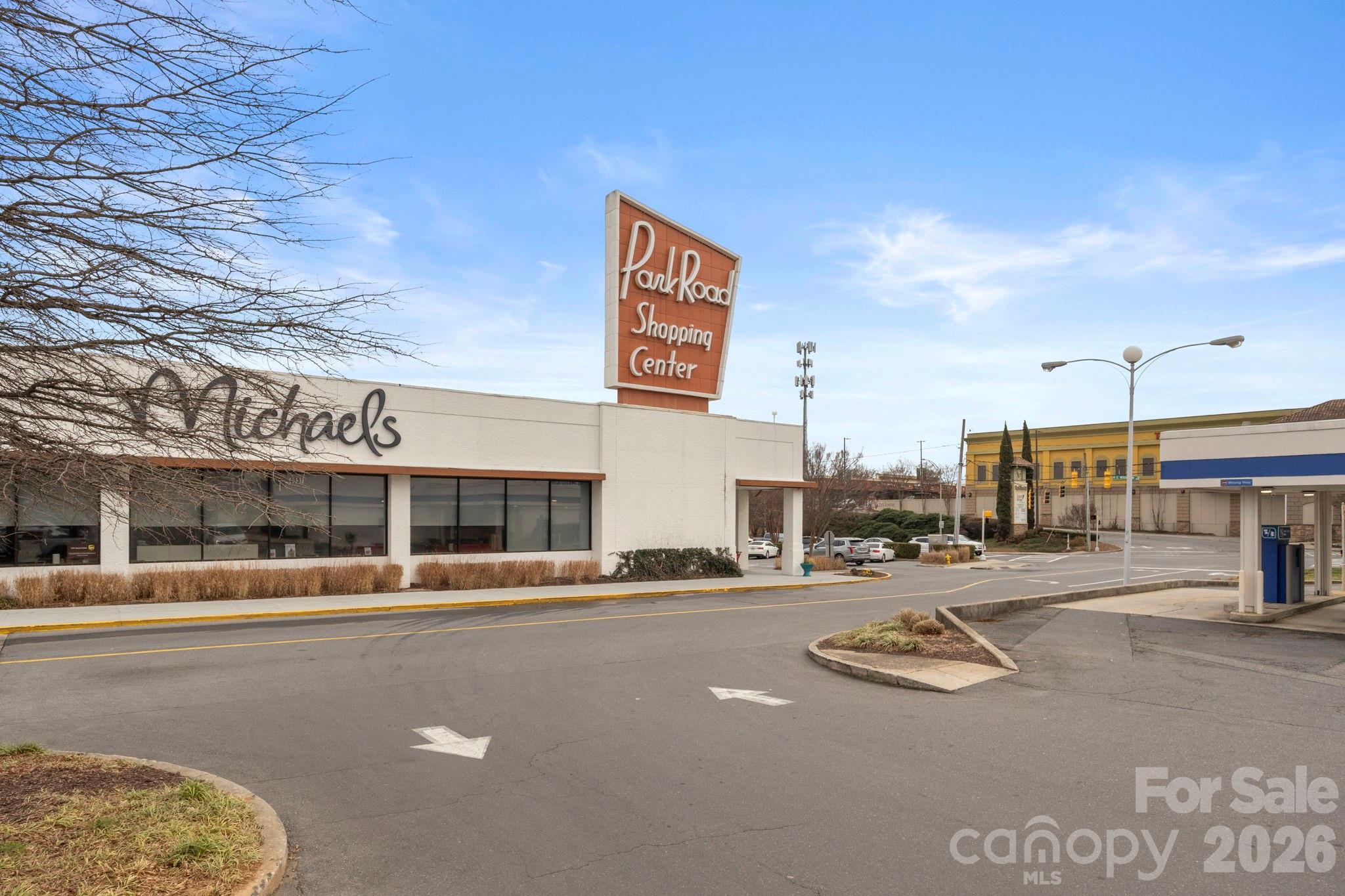 1300 Reece Road #412 — Charlotte