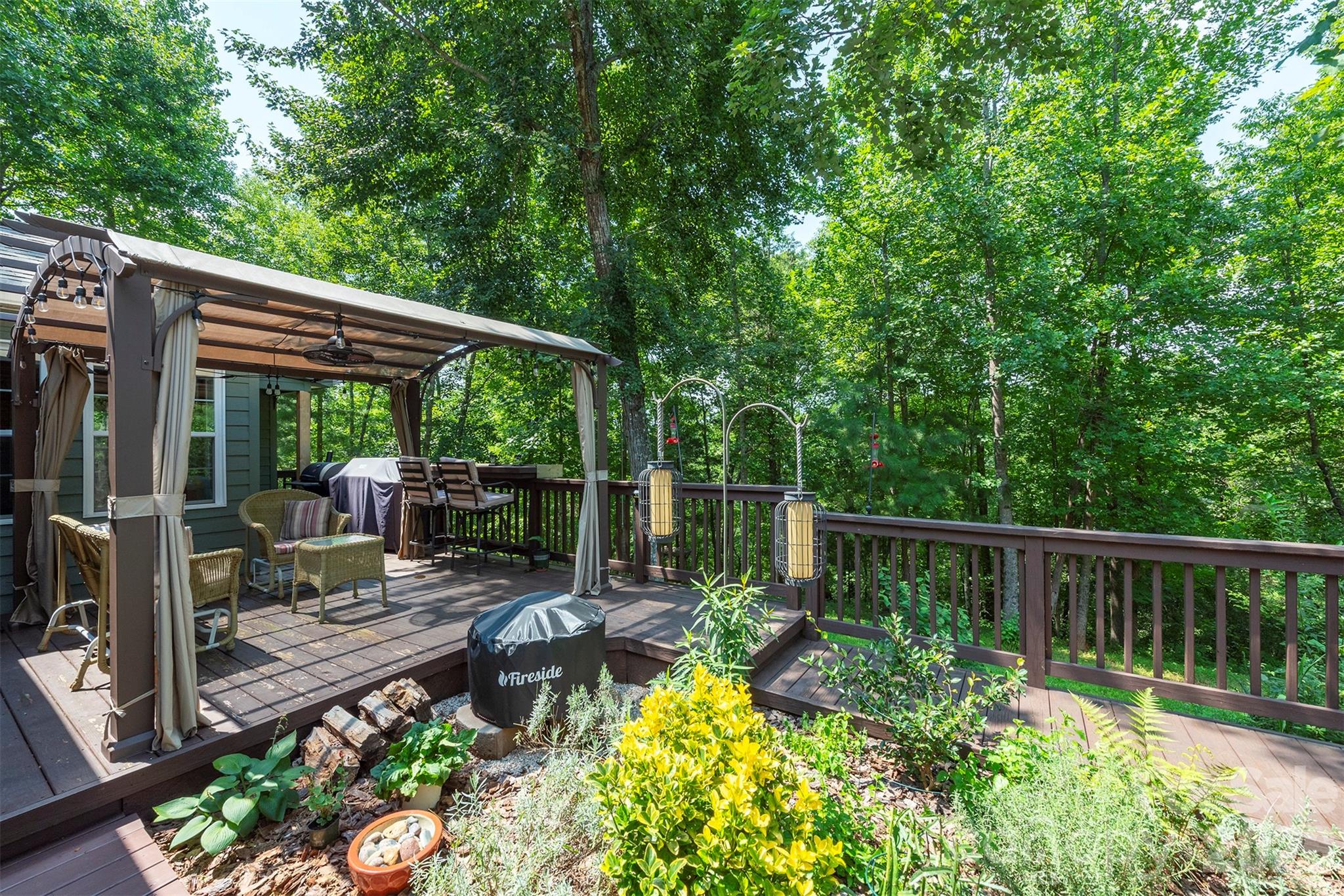 4895 Hudlow Road — Union Mills