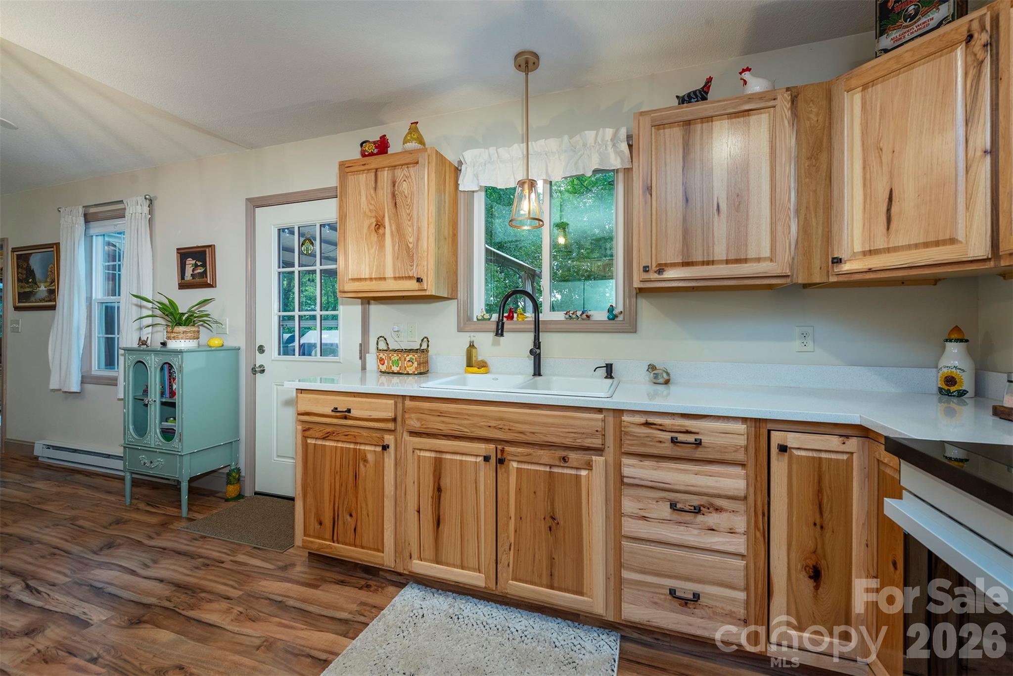 4895 Hudlow Road — Union Mills