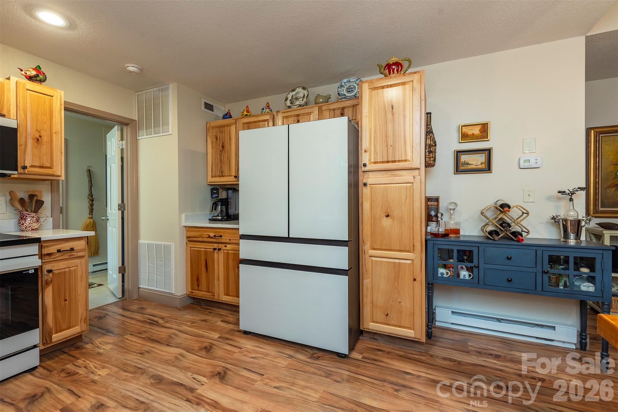 4895 Hudlow Road — Union Mills