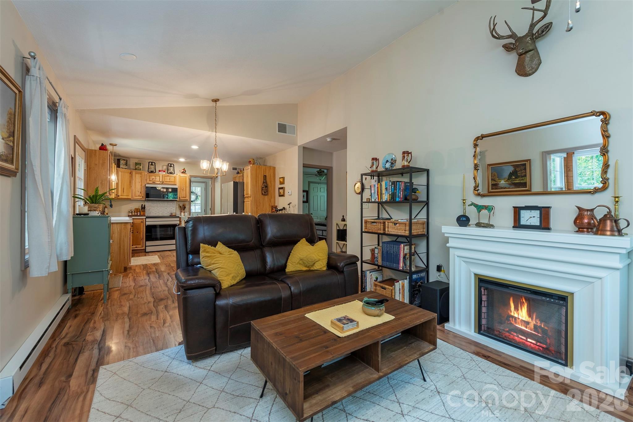 4895 Hudlow Road — Union Mills
