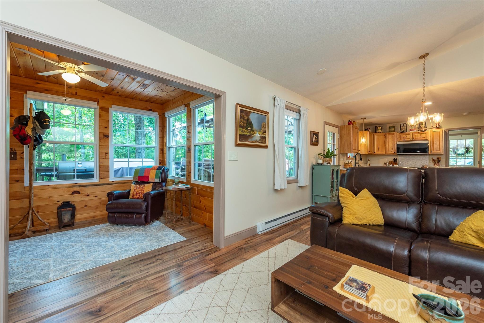 4895 Hudlow Road — Union Mills
