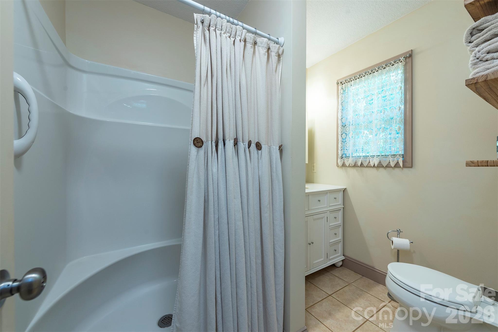 4895 Hudlow Road — Union Mills
