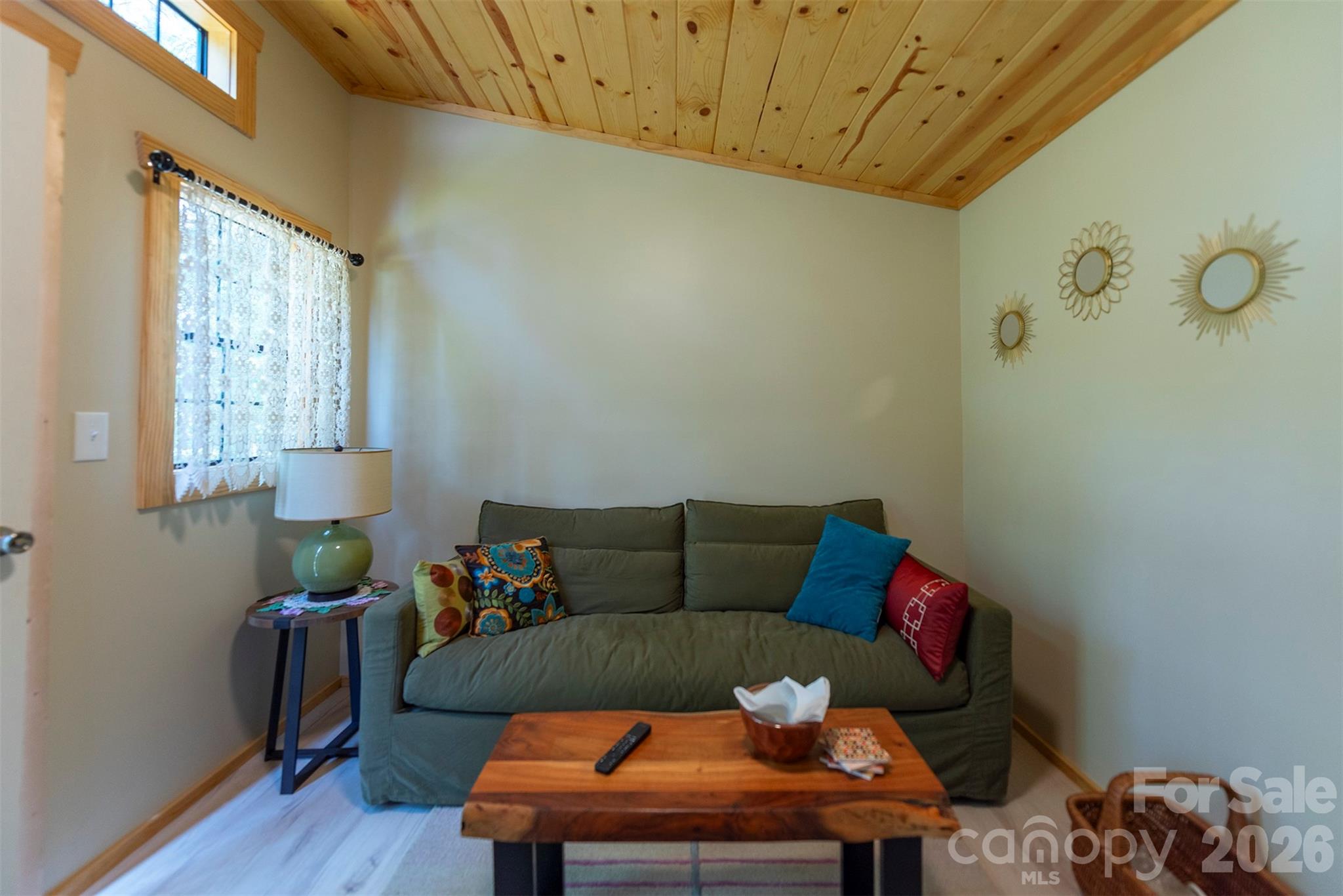 4895 Hudlow Road — Union Mills