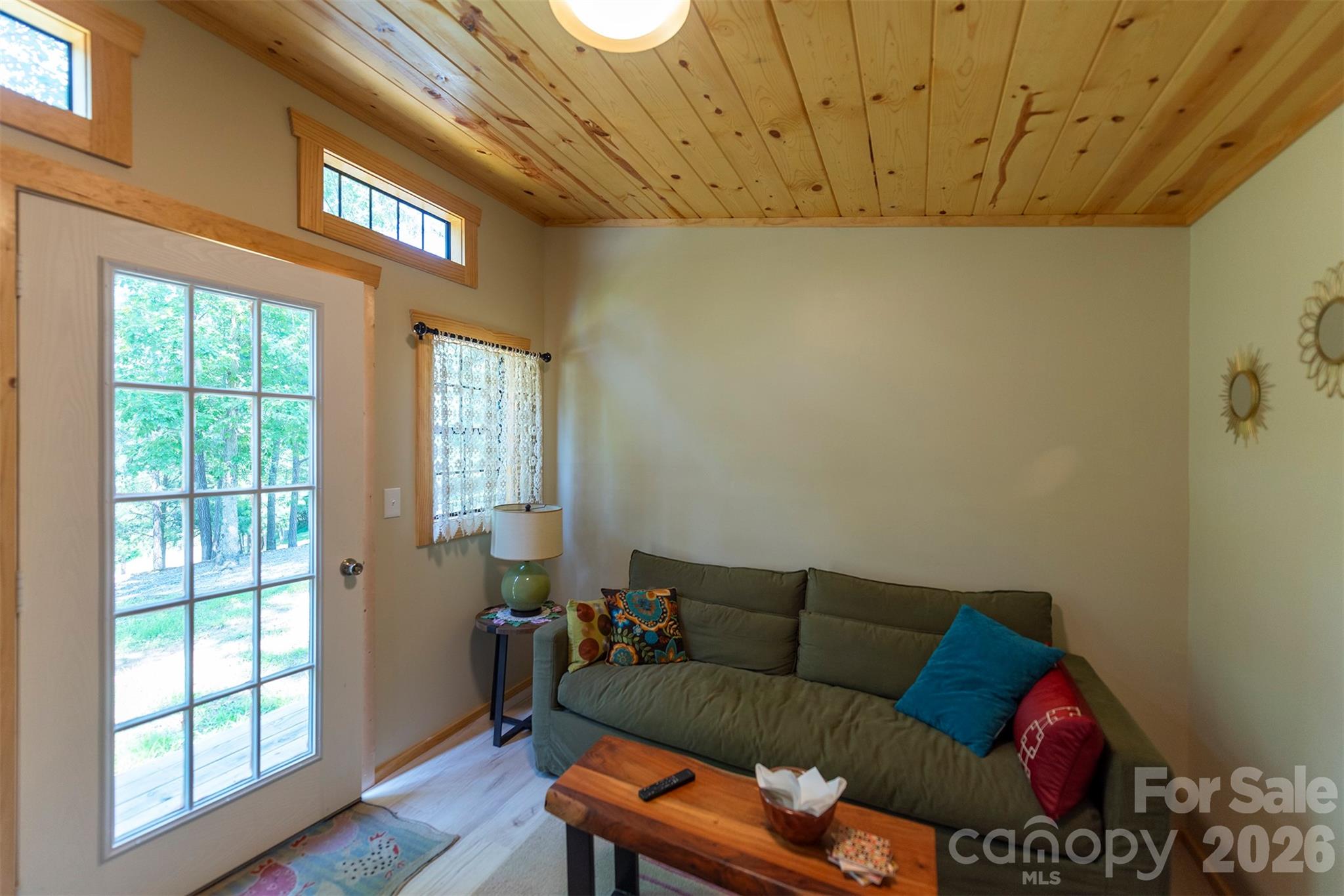 4895 Hudlow Road — Union Mills