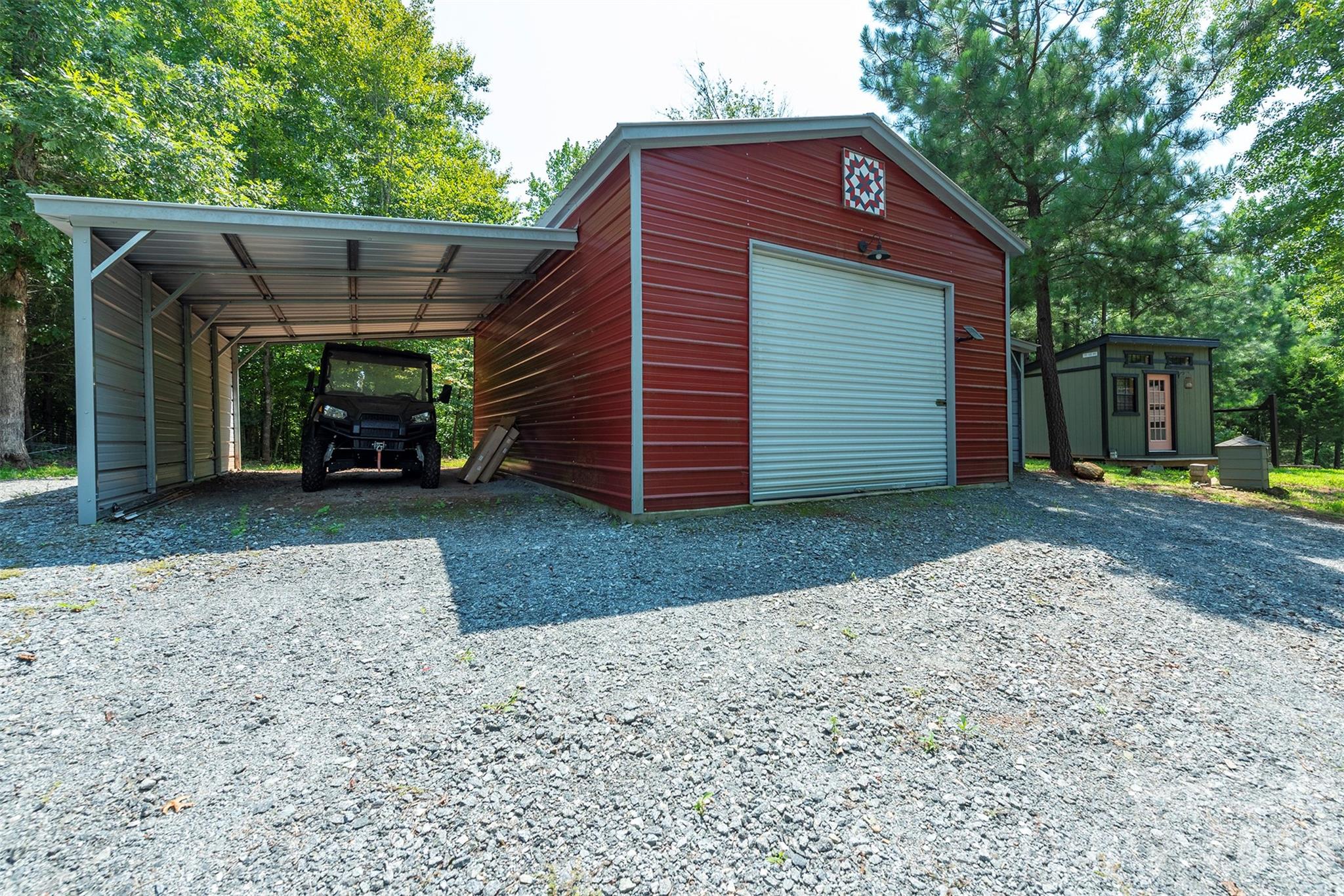 4895 Hudlow Road — Union Mills