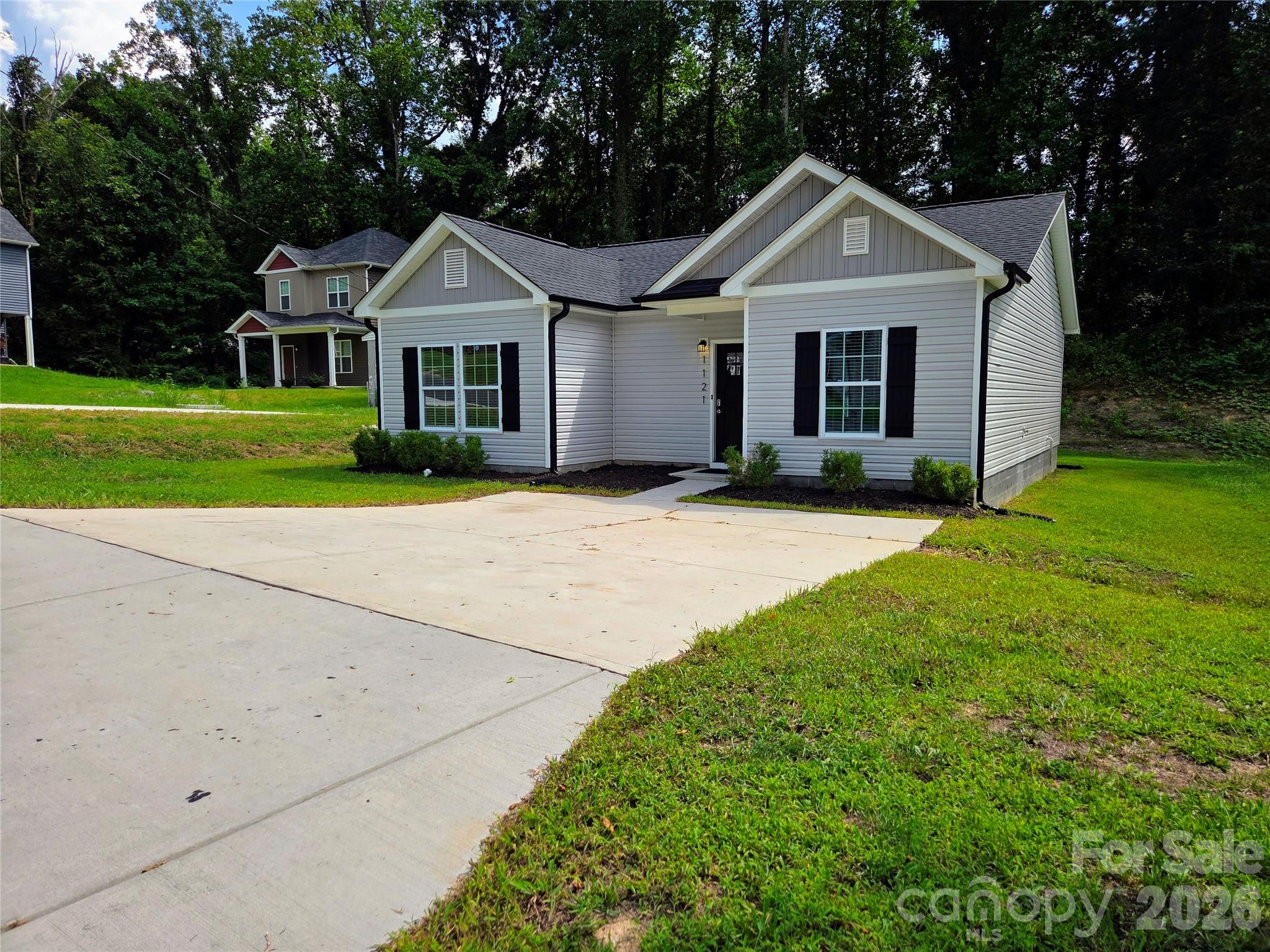 1121 Cleveland Avenue — Gastonia