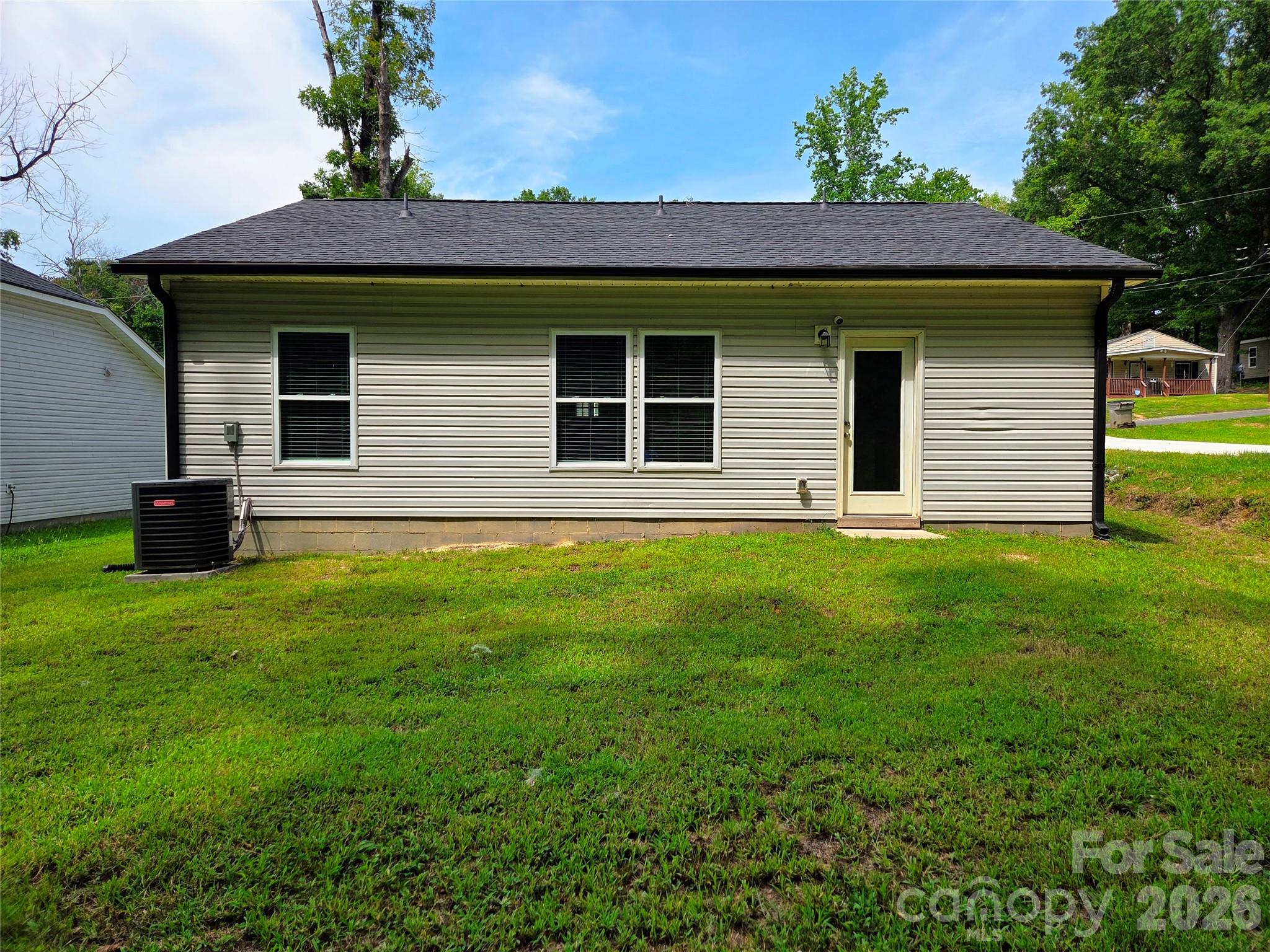 1121 Cleveland Avenue — Gastonia