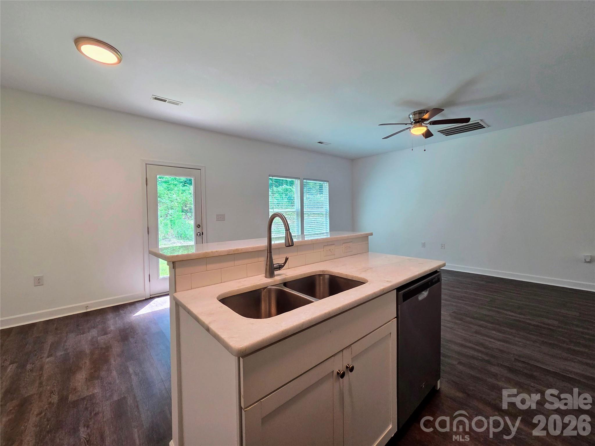 1121 Cleveland Avenue — Gastonia
