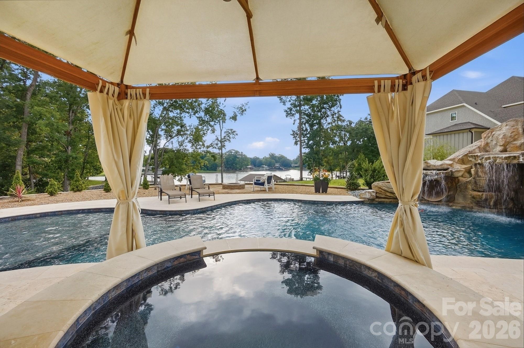 1920 Marlin Drive — Lake Wylie