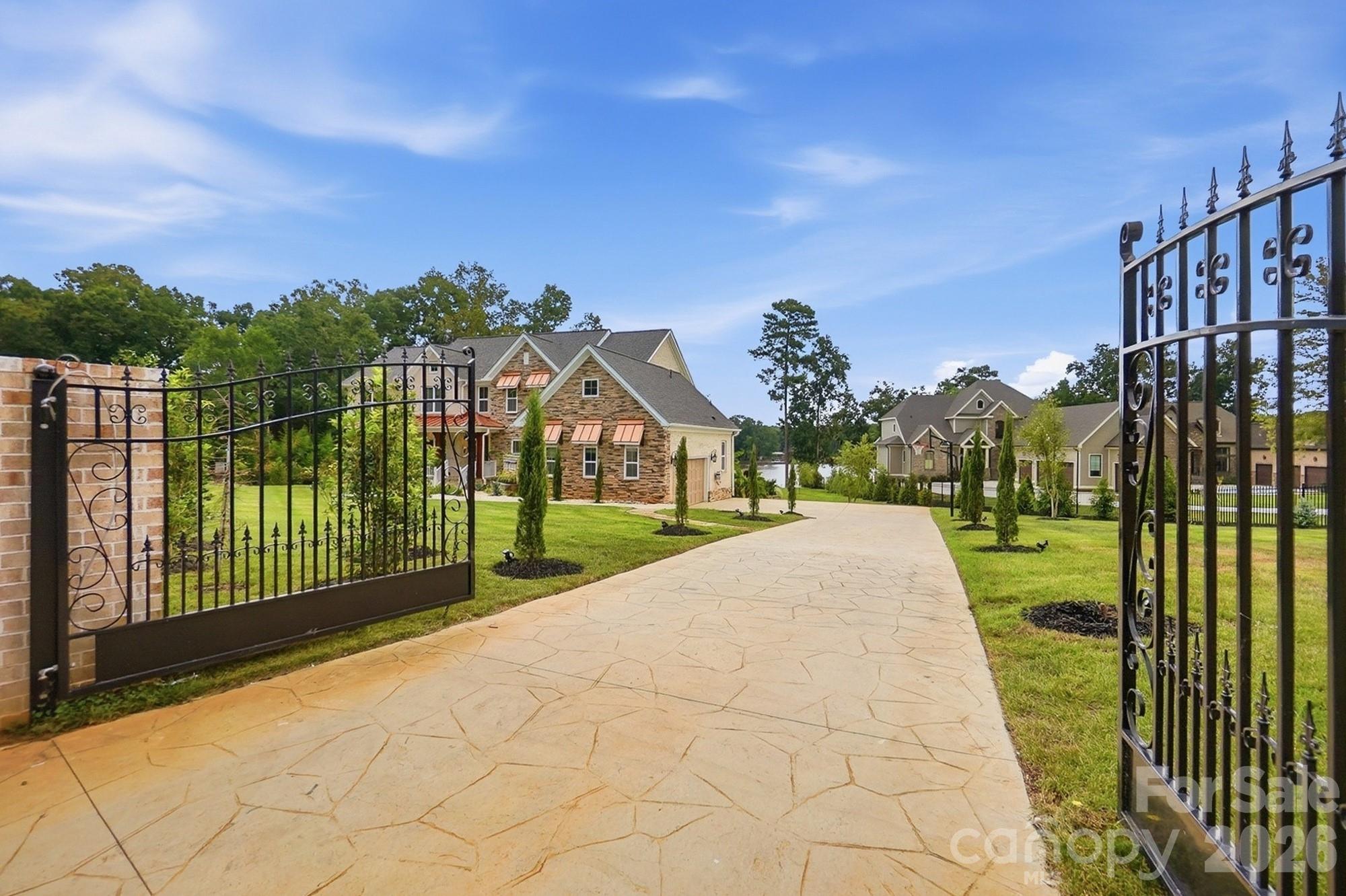 1920 Marlin Drive — Lake Wylie