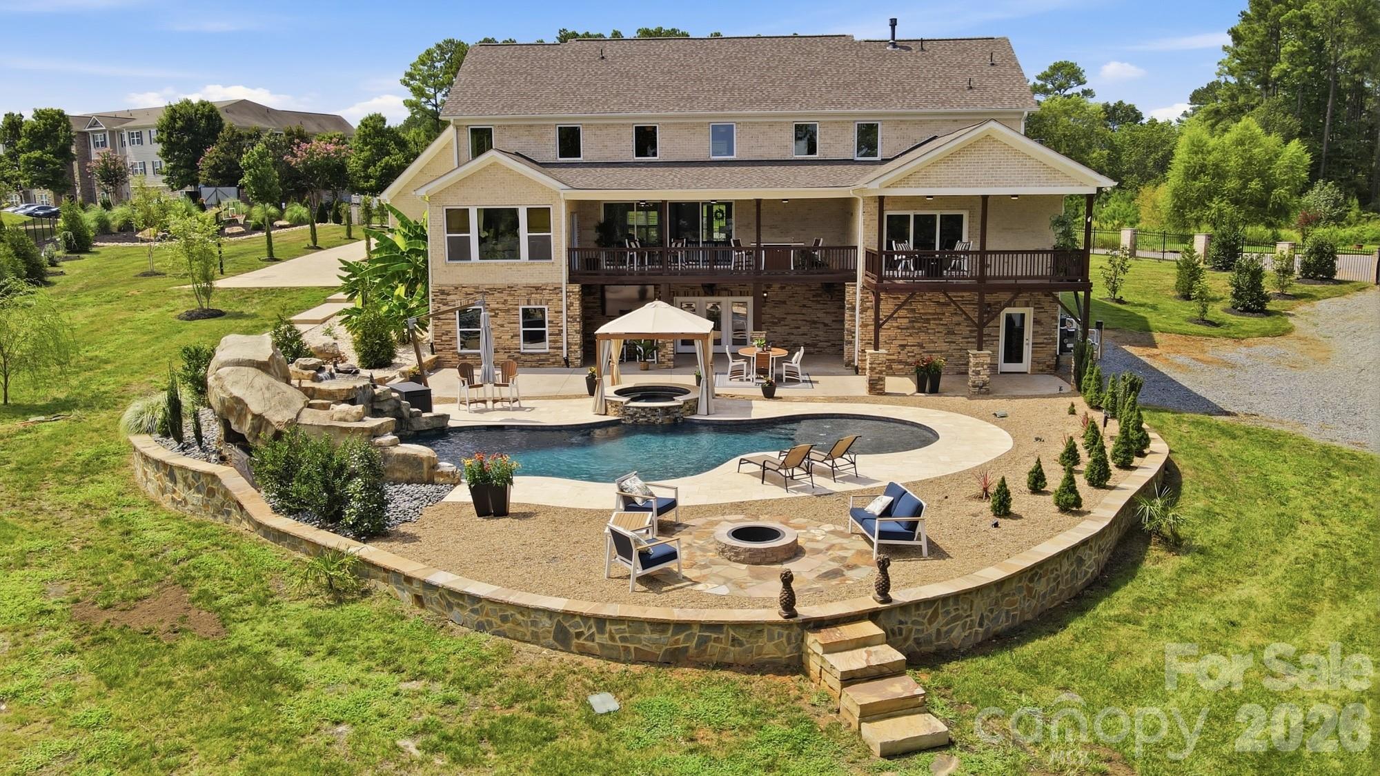1920 Marlin Drive — Lake Wylie