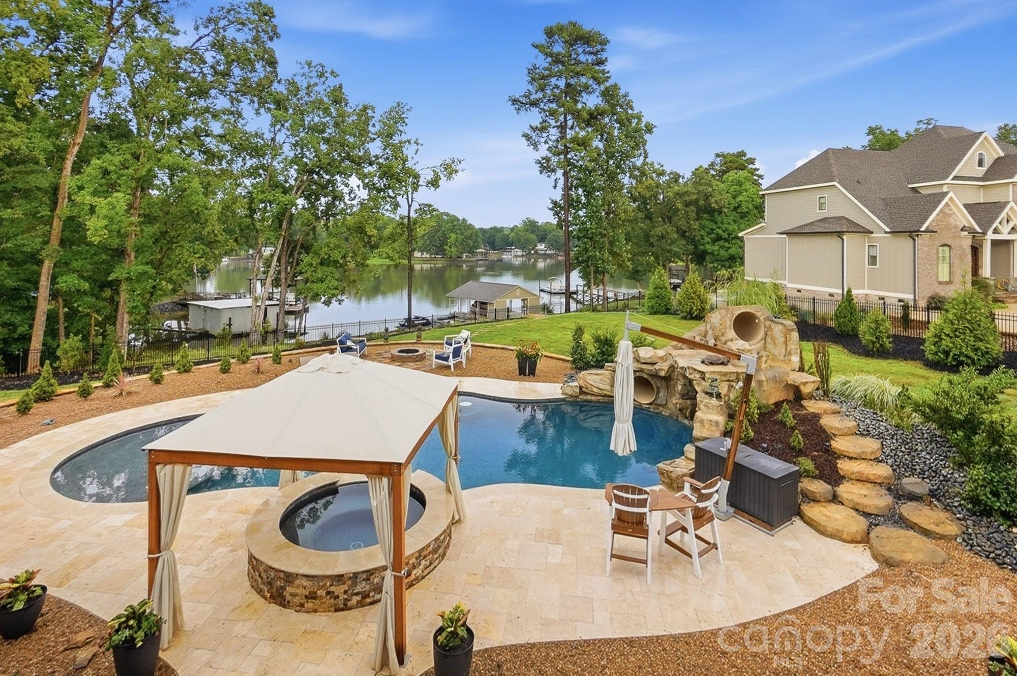 1920 Marlin Drive — Lake Wylie