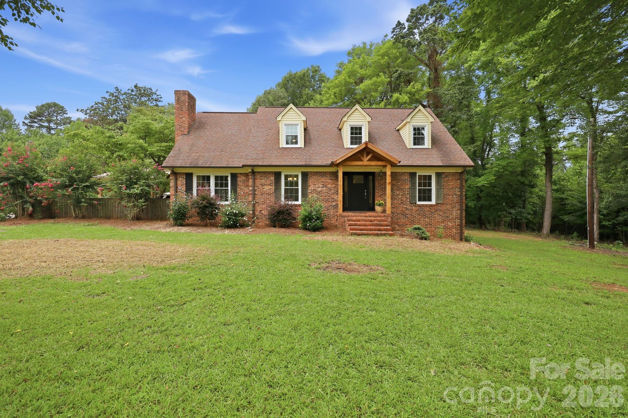 360 Small Road — Randleman