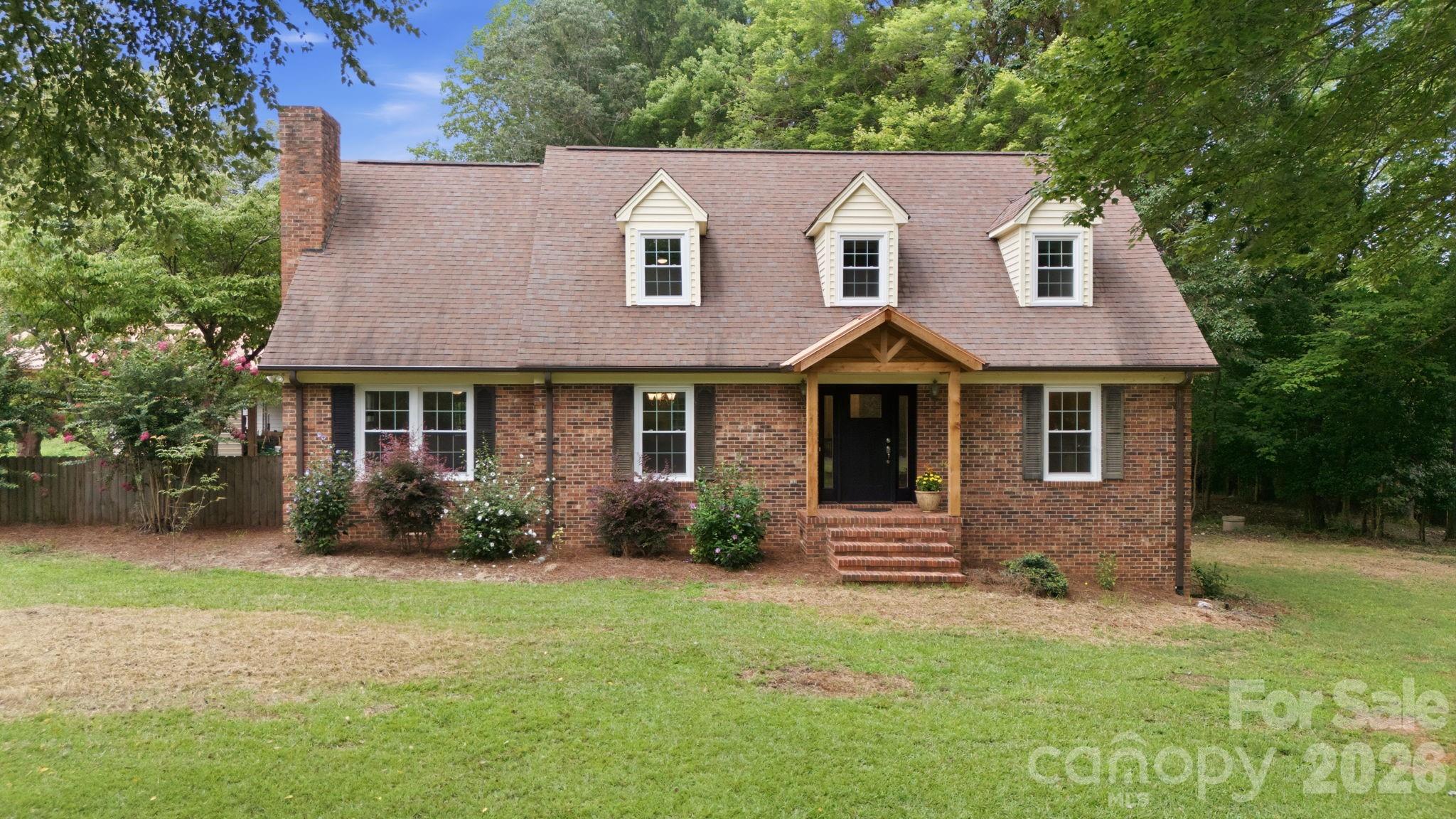360 Small Road — Randleman