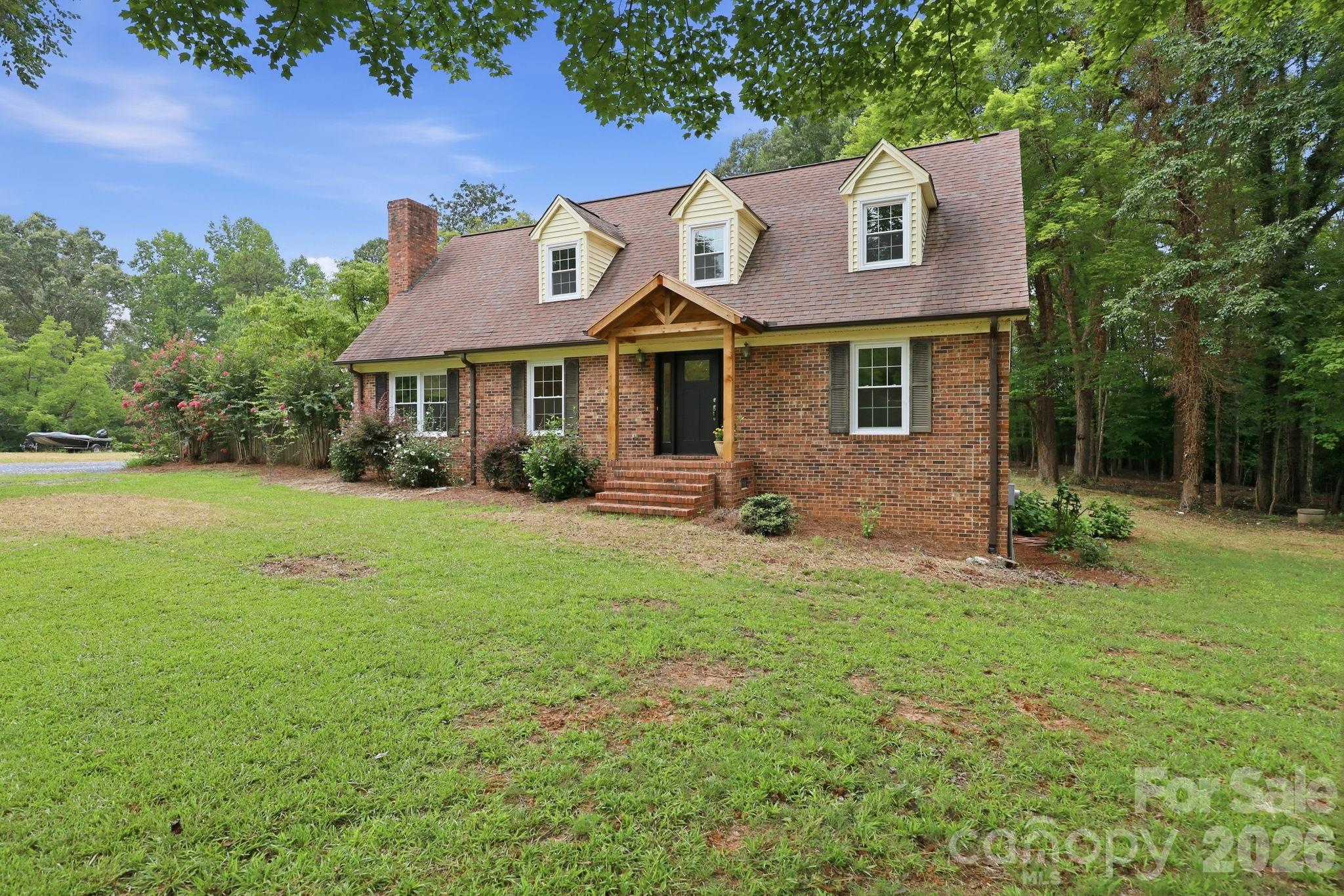 360 Small Road — Randleman