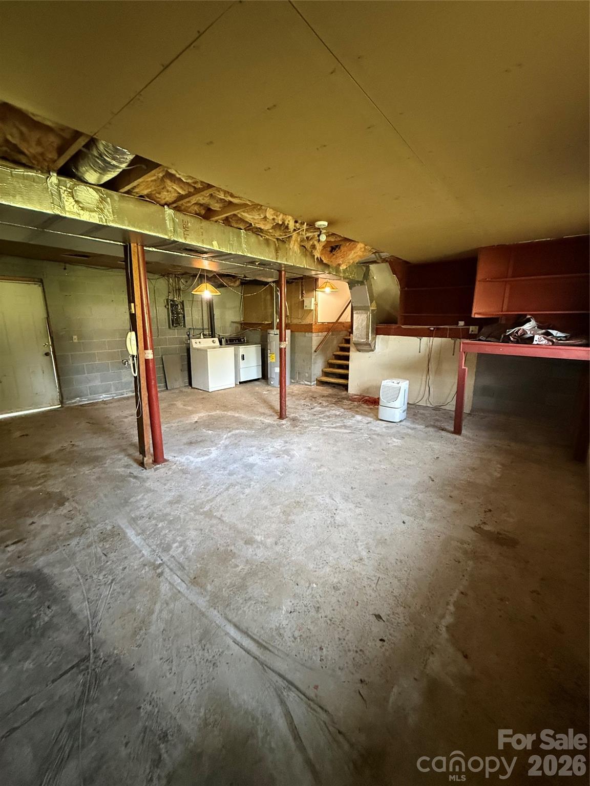 3695 Commanche Court — Lenoir