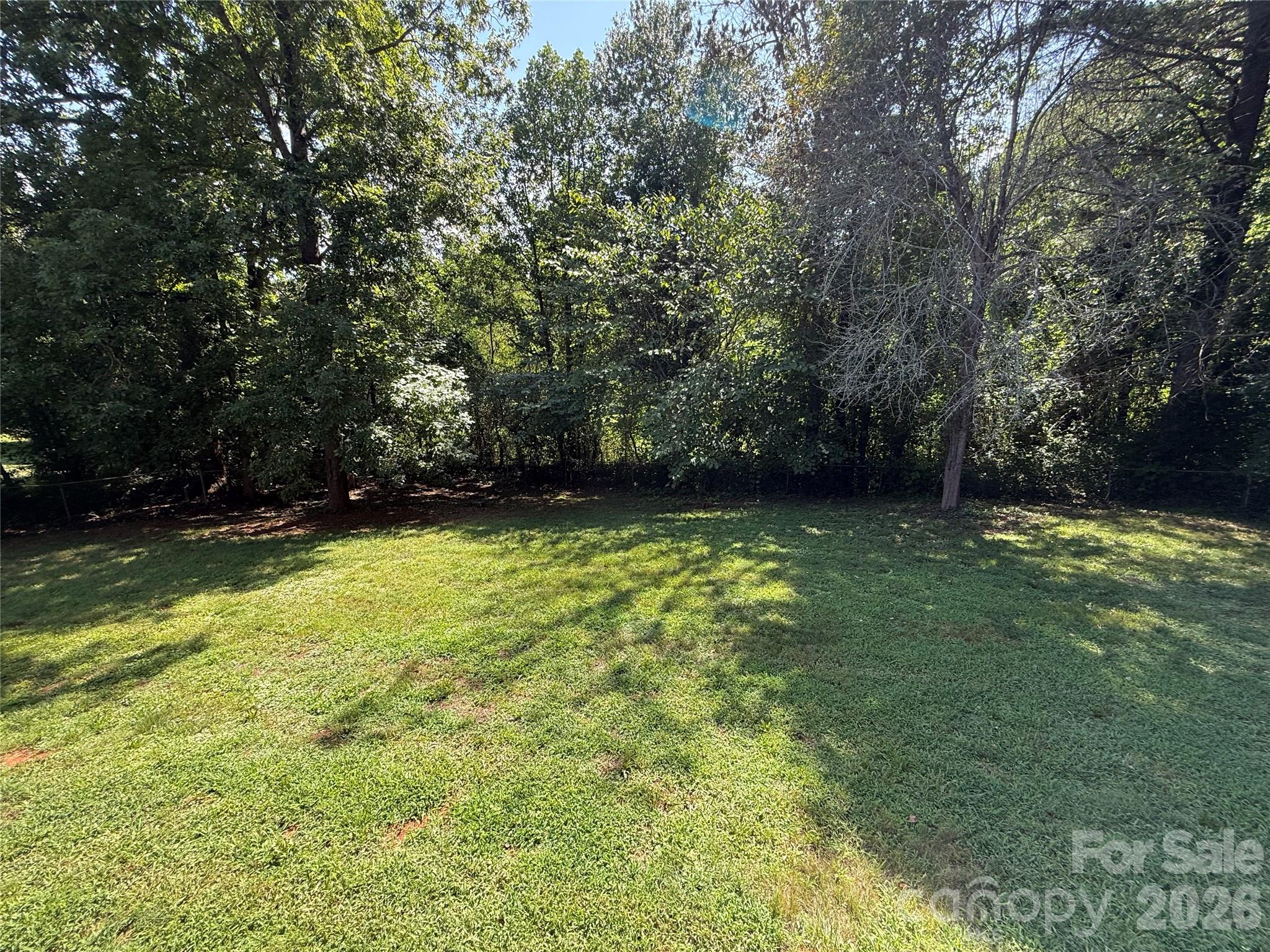 3695 Commanche Court — Lenoir