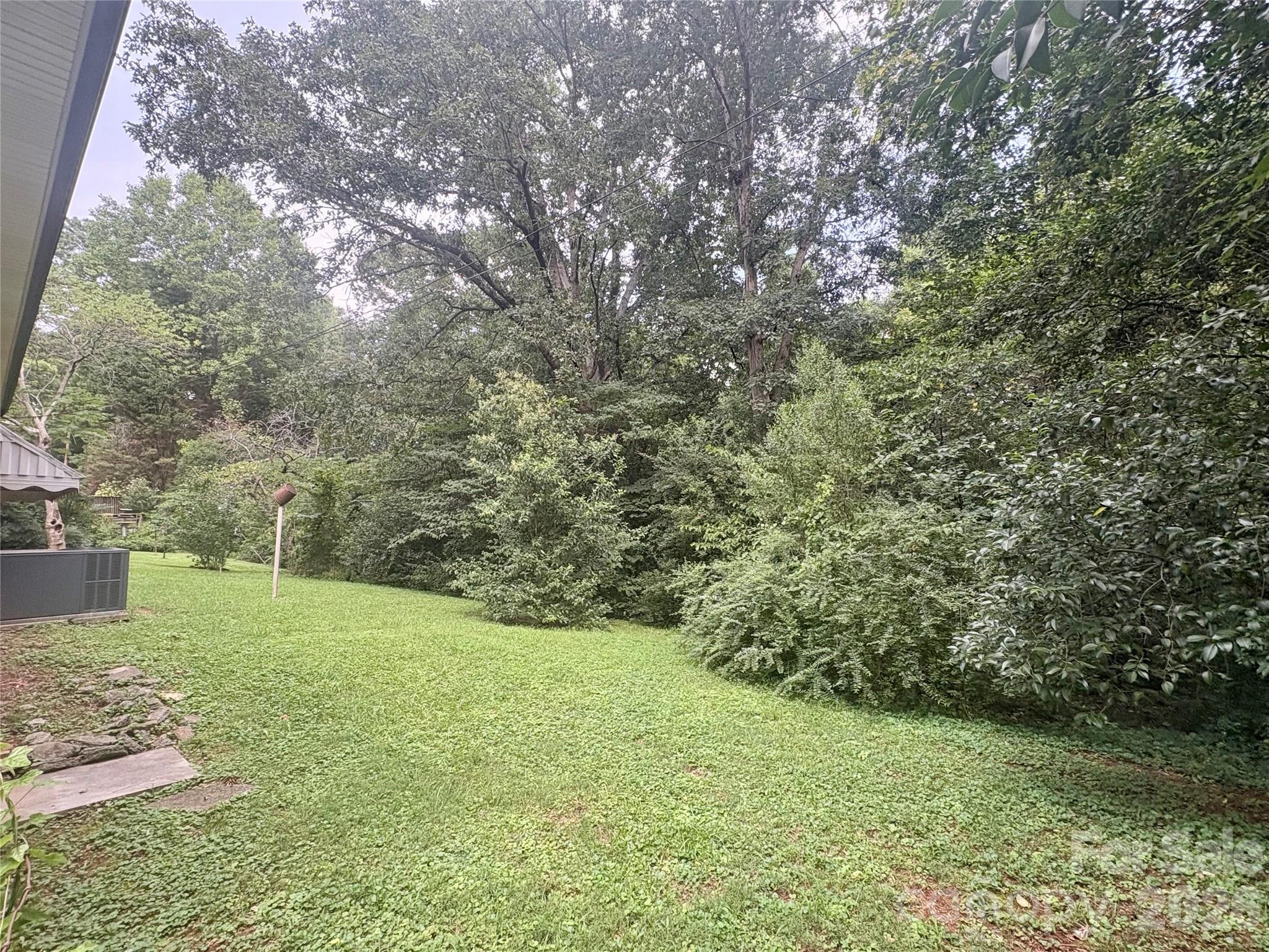 109 Holly Drive — Mount Holly