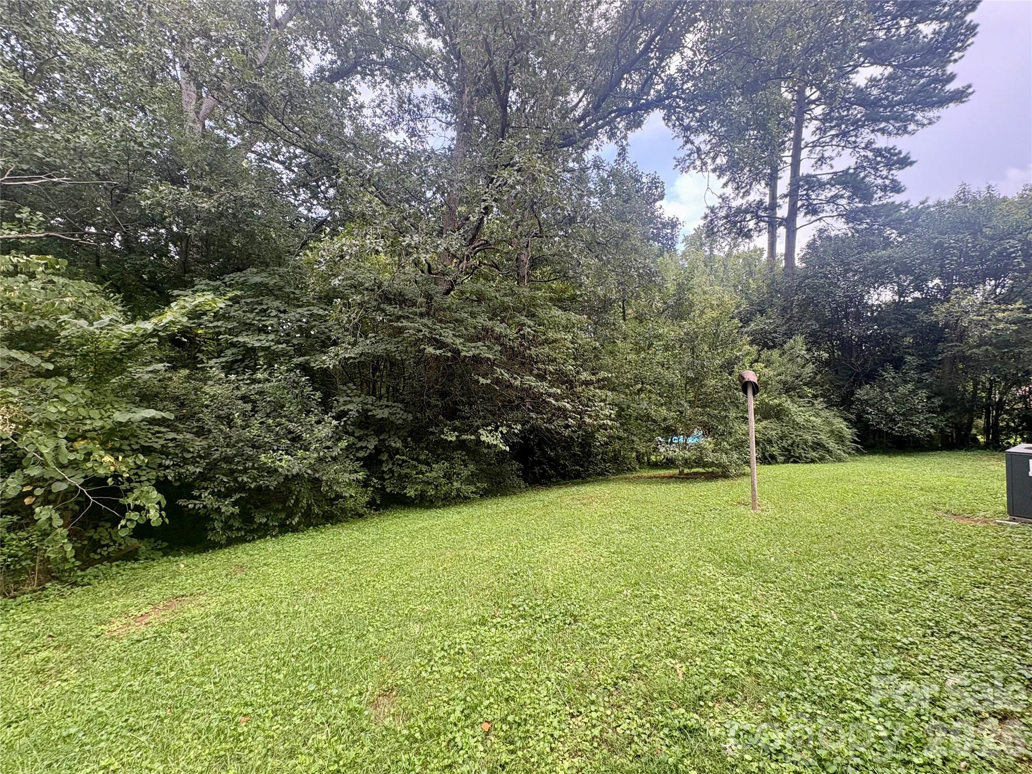 109 Holly Drive — Mount Holly