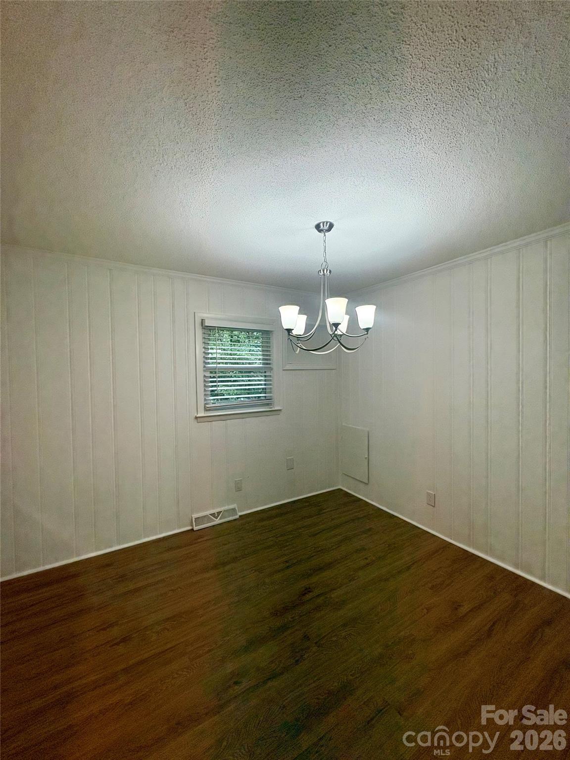 109 Holly Drive — Mount Holly