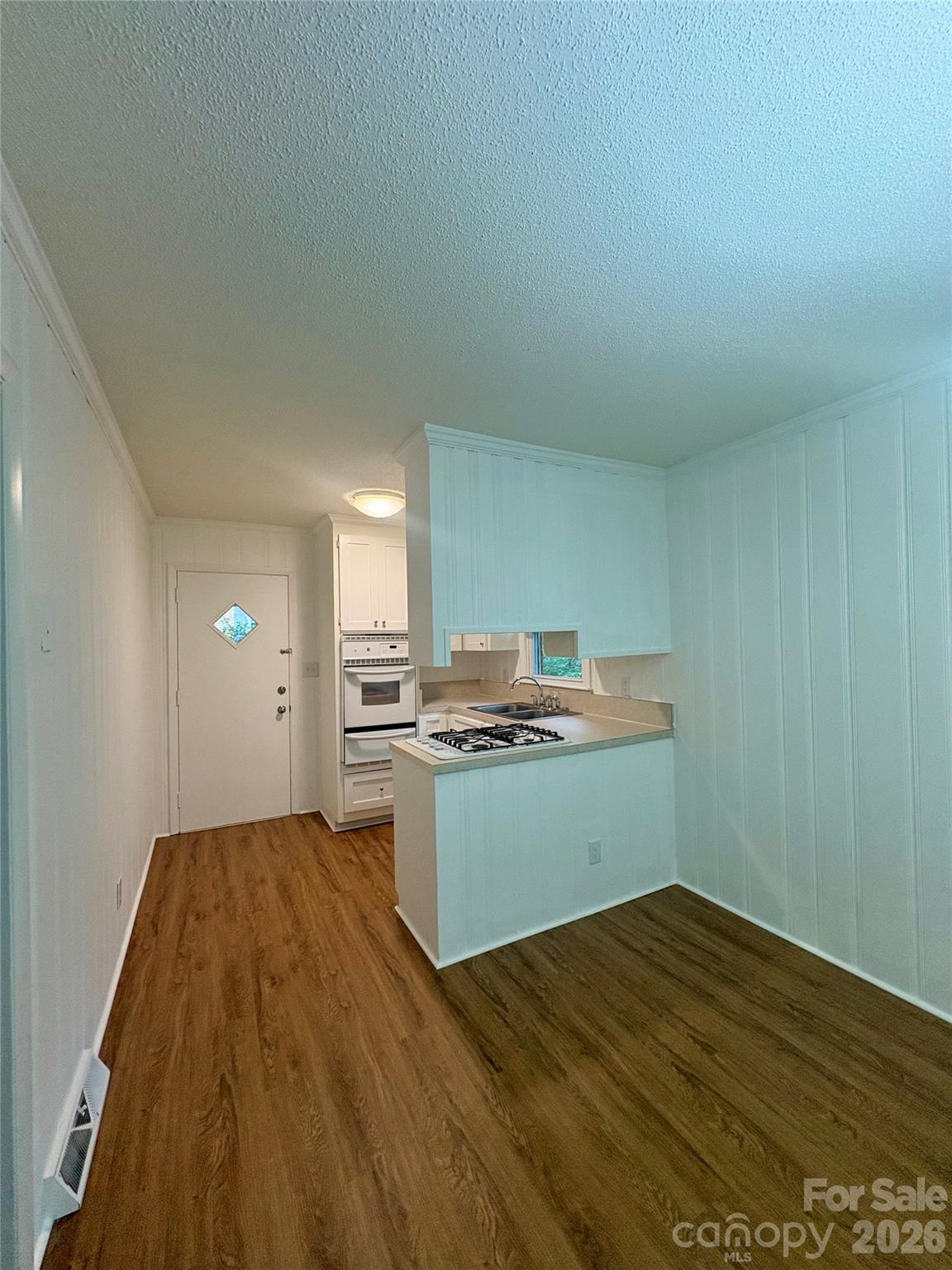 109 Holly Drive — Mount Holly