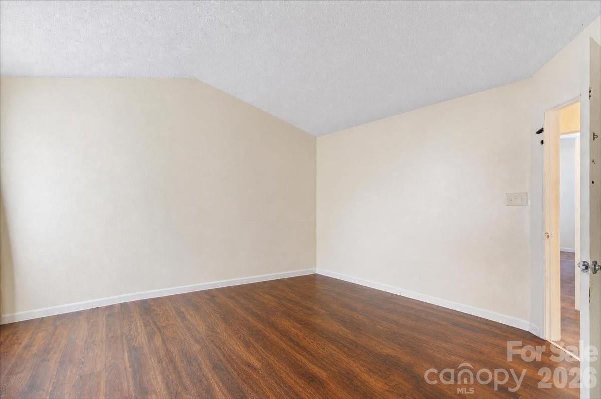 2809 Trestle Court SW — Concord