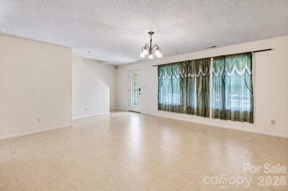 2809 Trestle Court SW — Concord