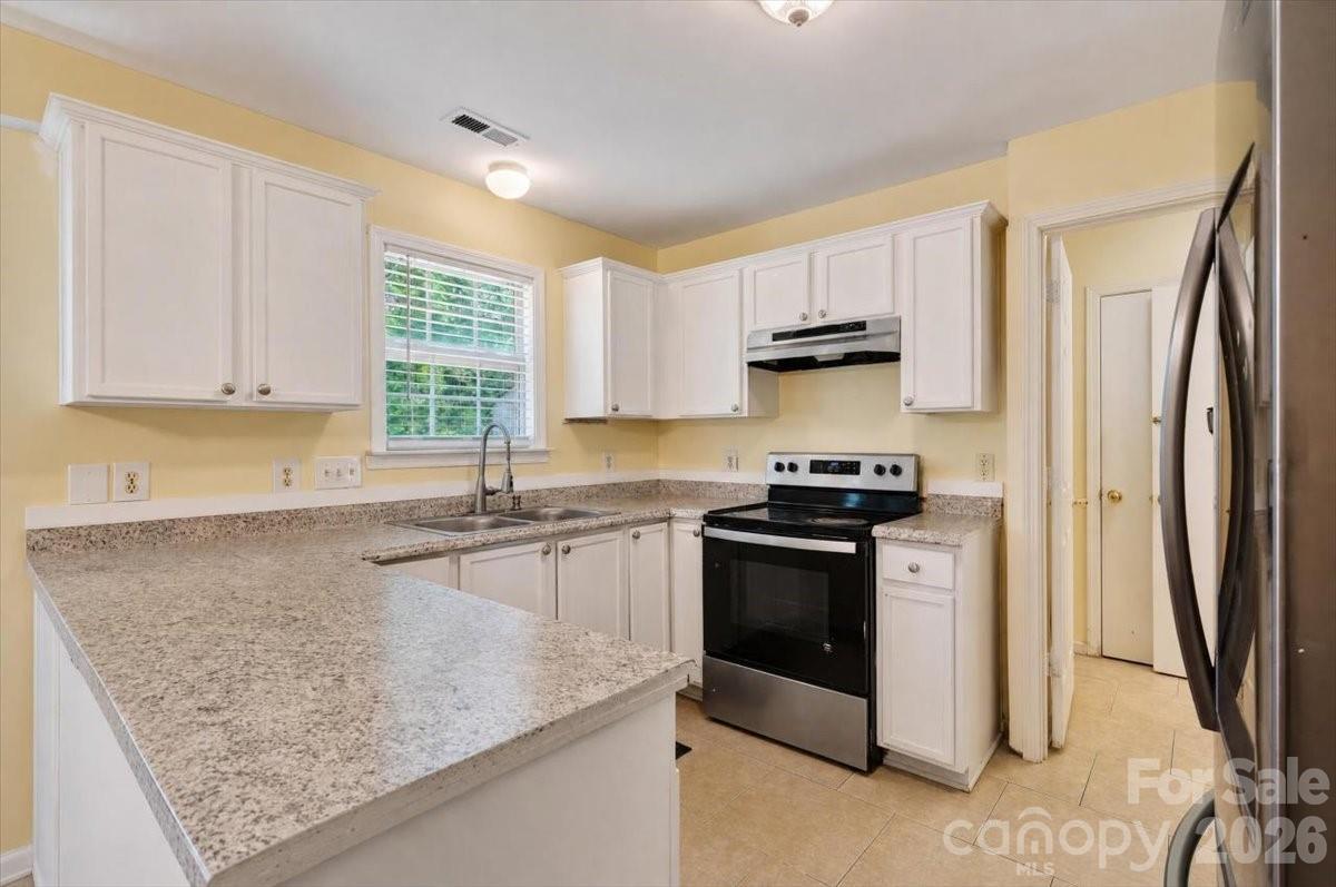 2809 Trestle Court SW — Concord