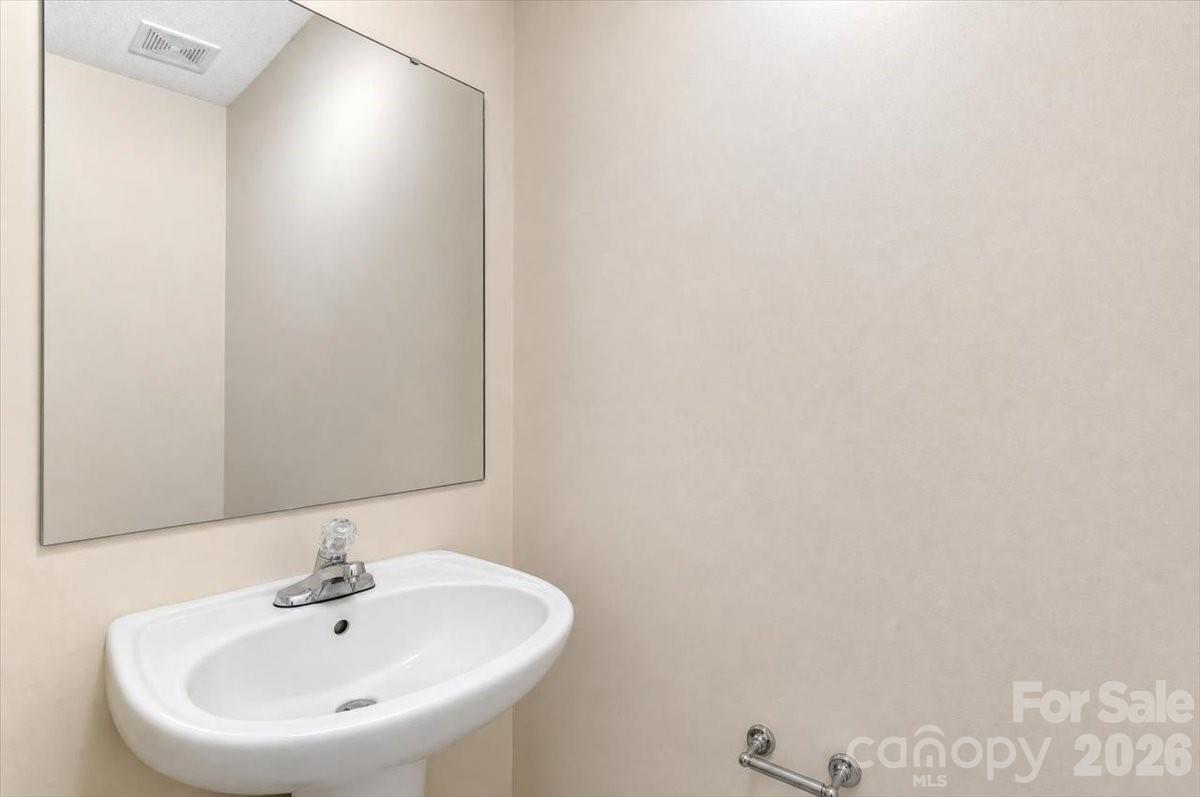 2809 Trestle Court SW — Concord