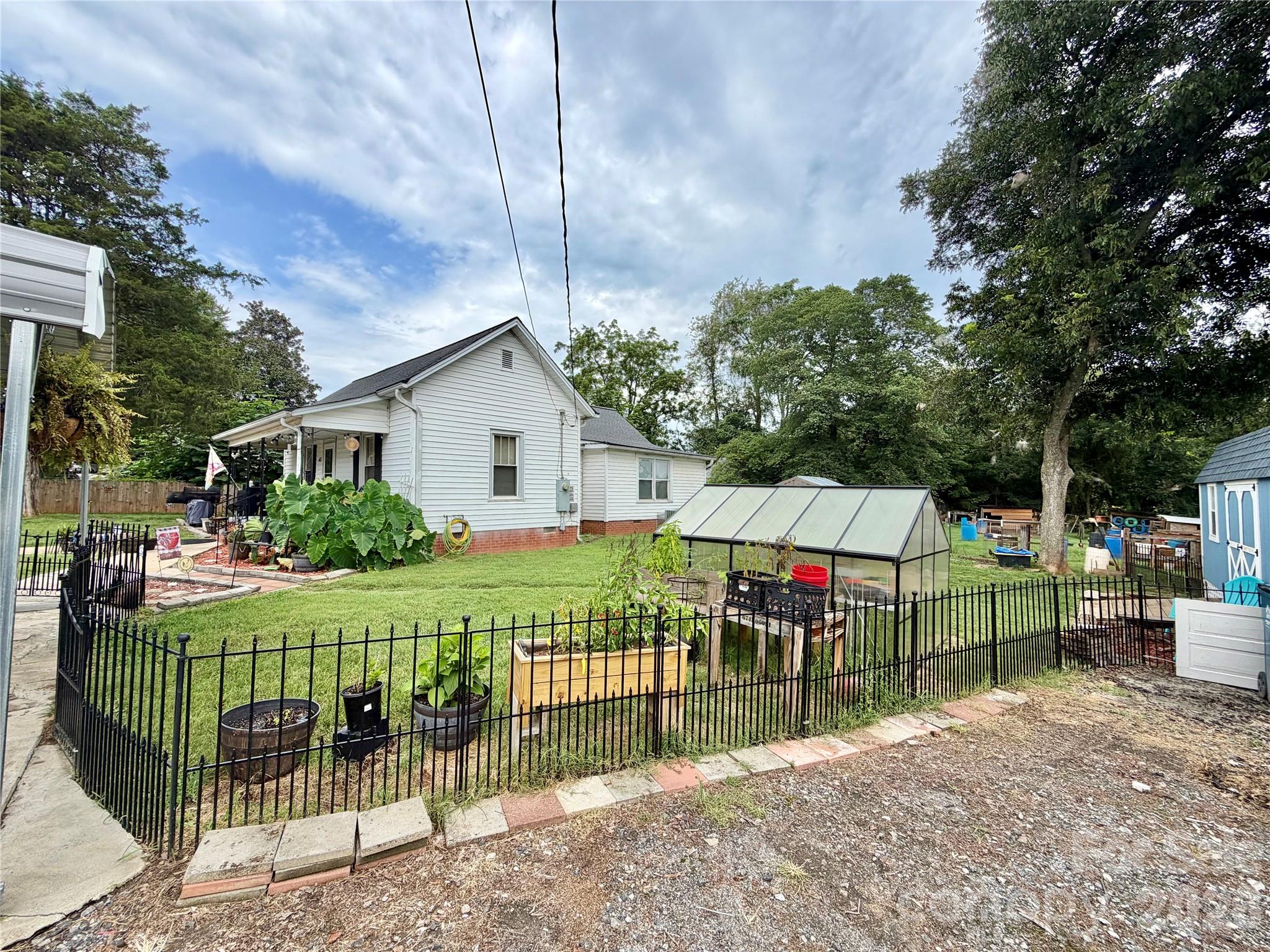 45 Alexander Road — Stony Point