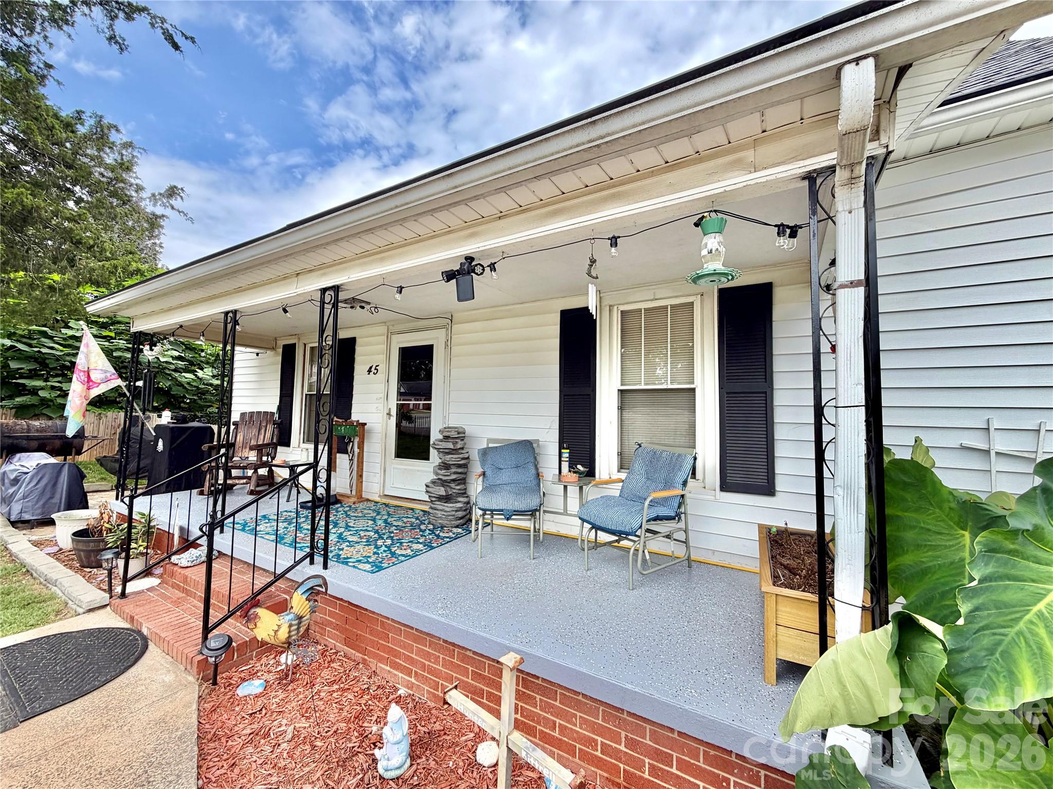 45 Alexander Road — Stony Point