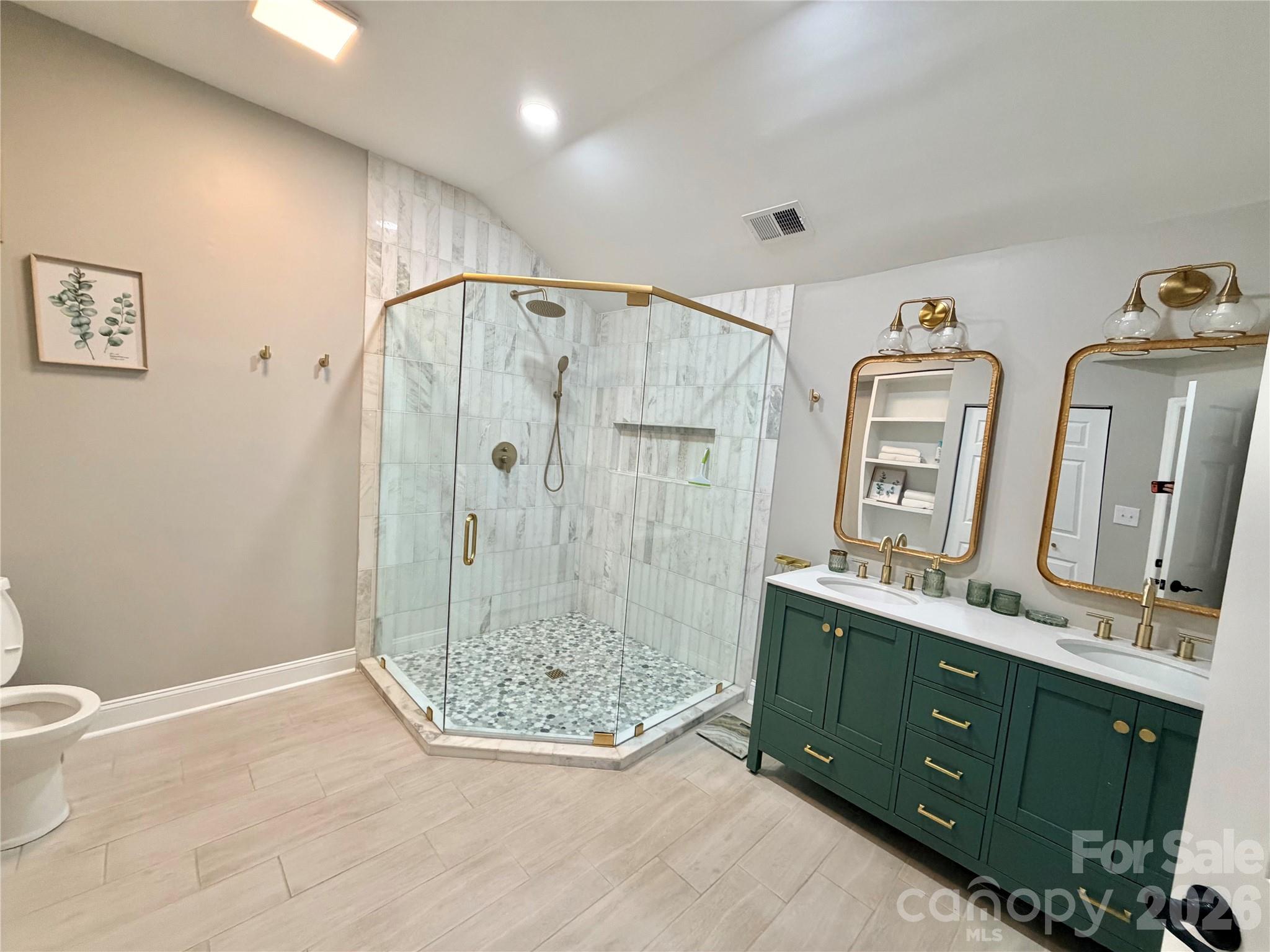 6836 Pin Oak Court — Charlotte