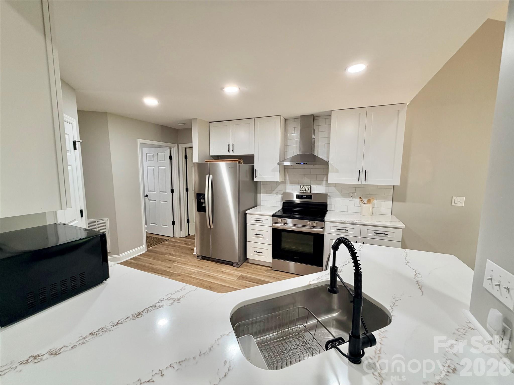 6836 Pin Oak Court — Charlotte