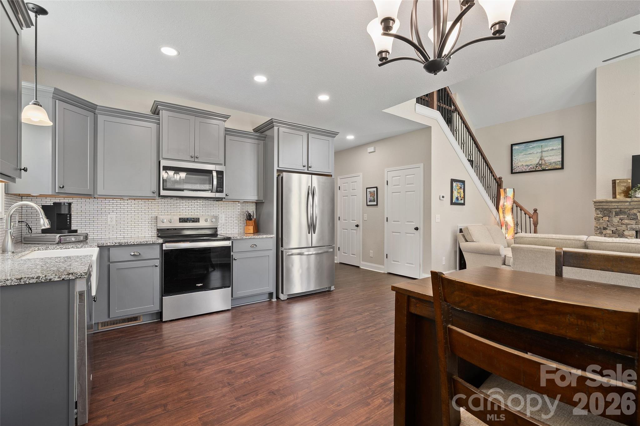 31 Baby Bear Cove — Clyde