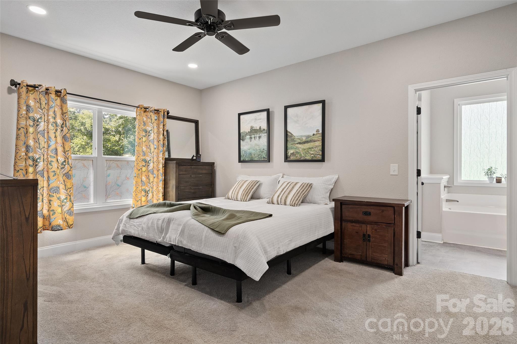 31 Baby Bear Cove — Clyde