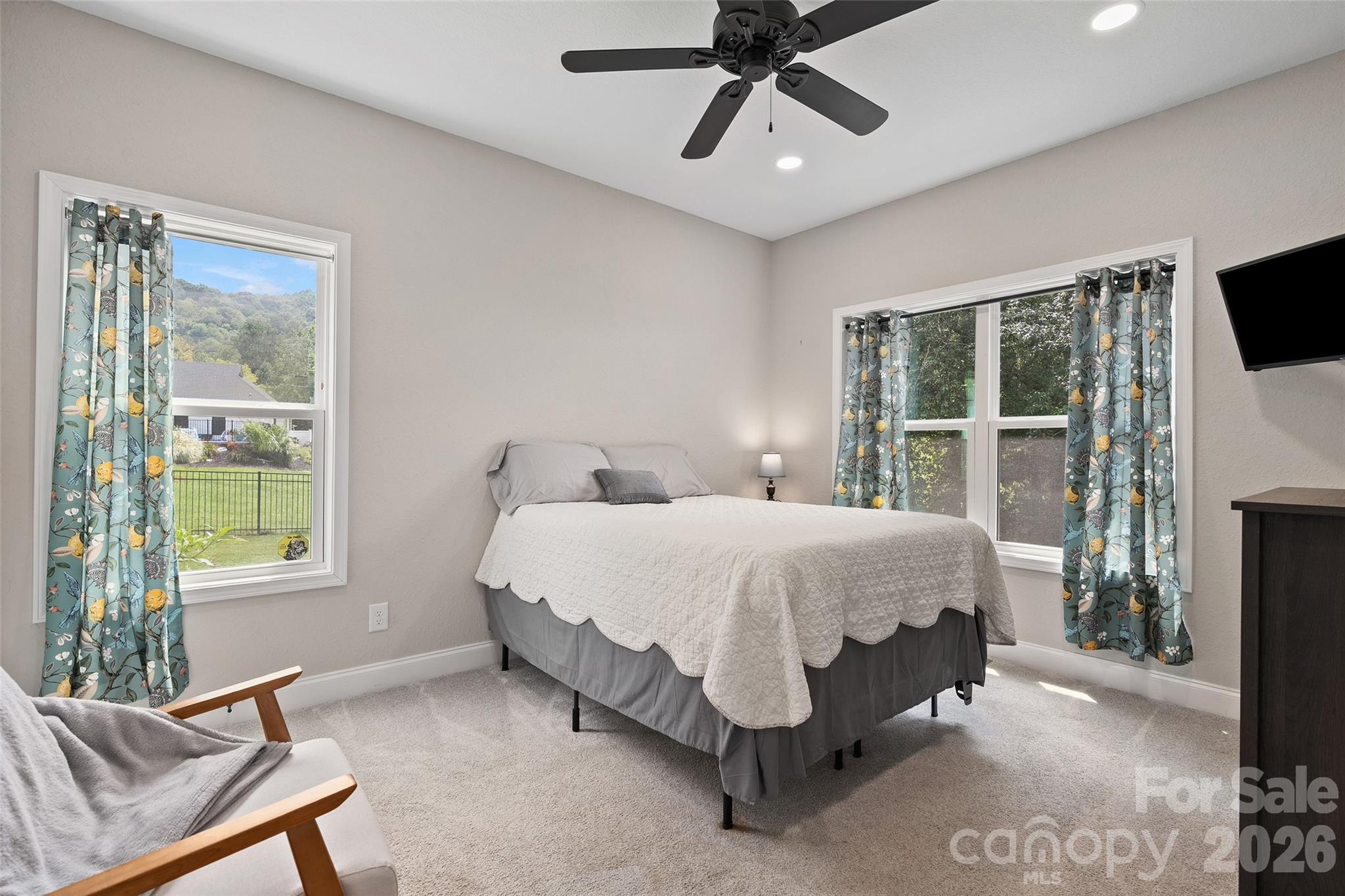 31 Baby Bear Cove — Clyde