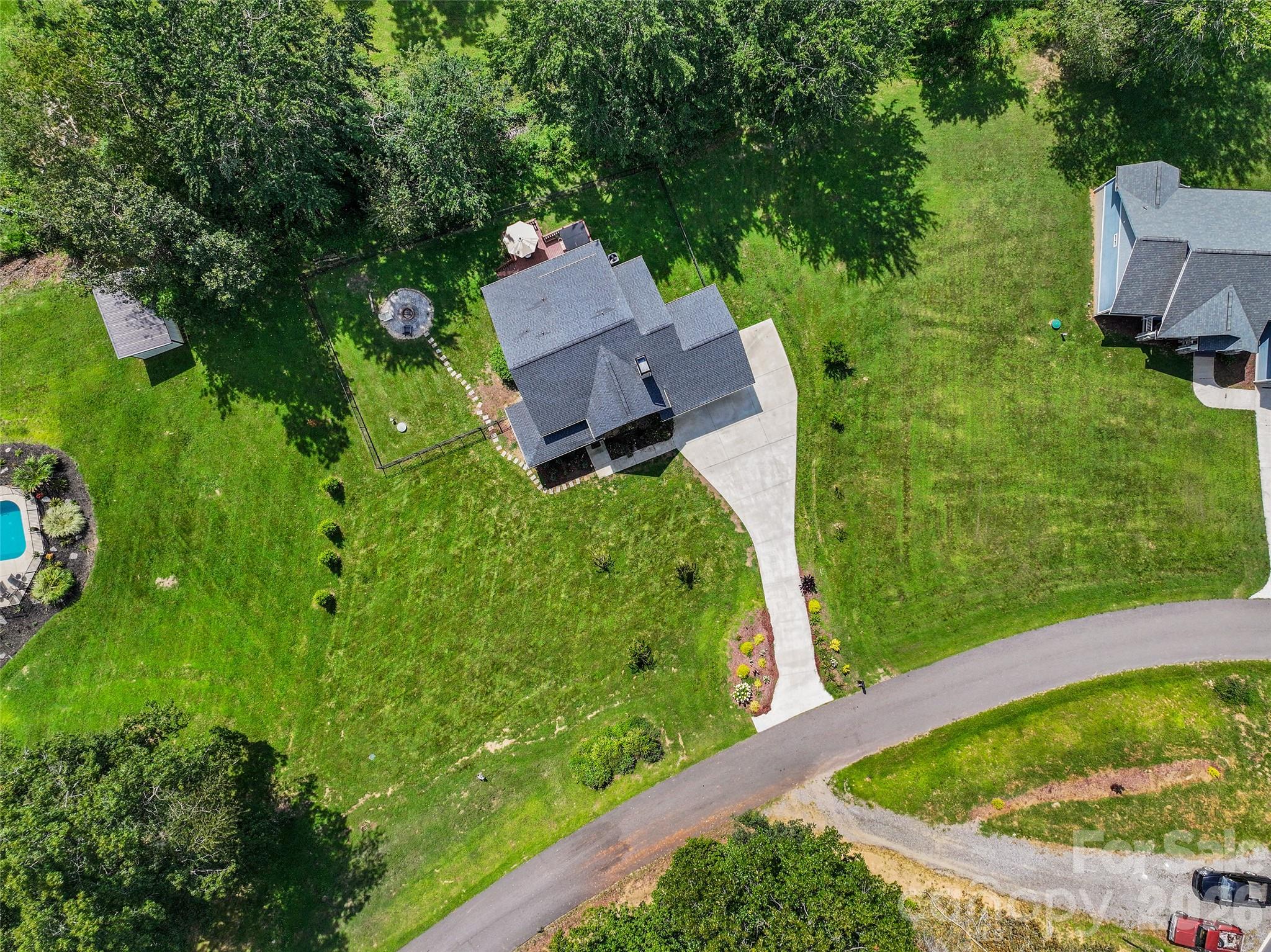 31 Baby Bear Cove — Clyde