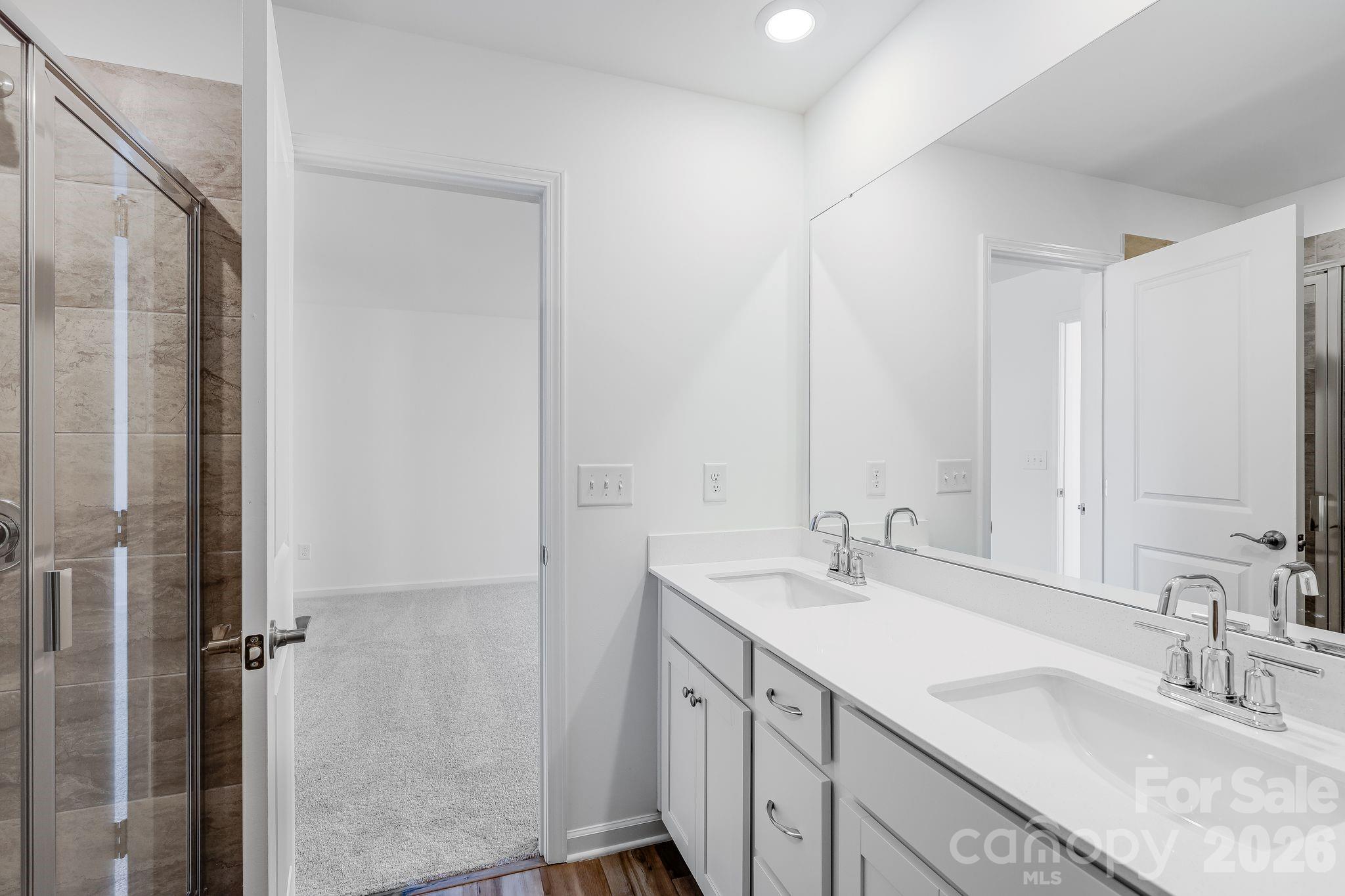 724 Sparano Loop #178 — York