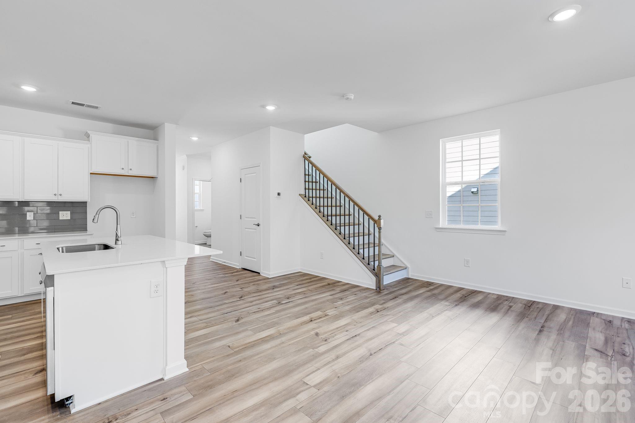 724 Sparano Loop #178 — York