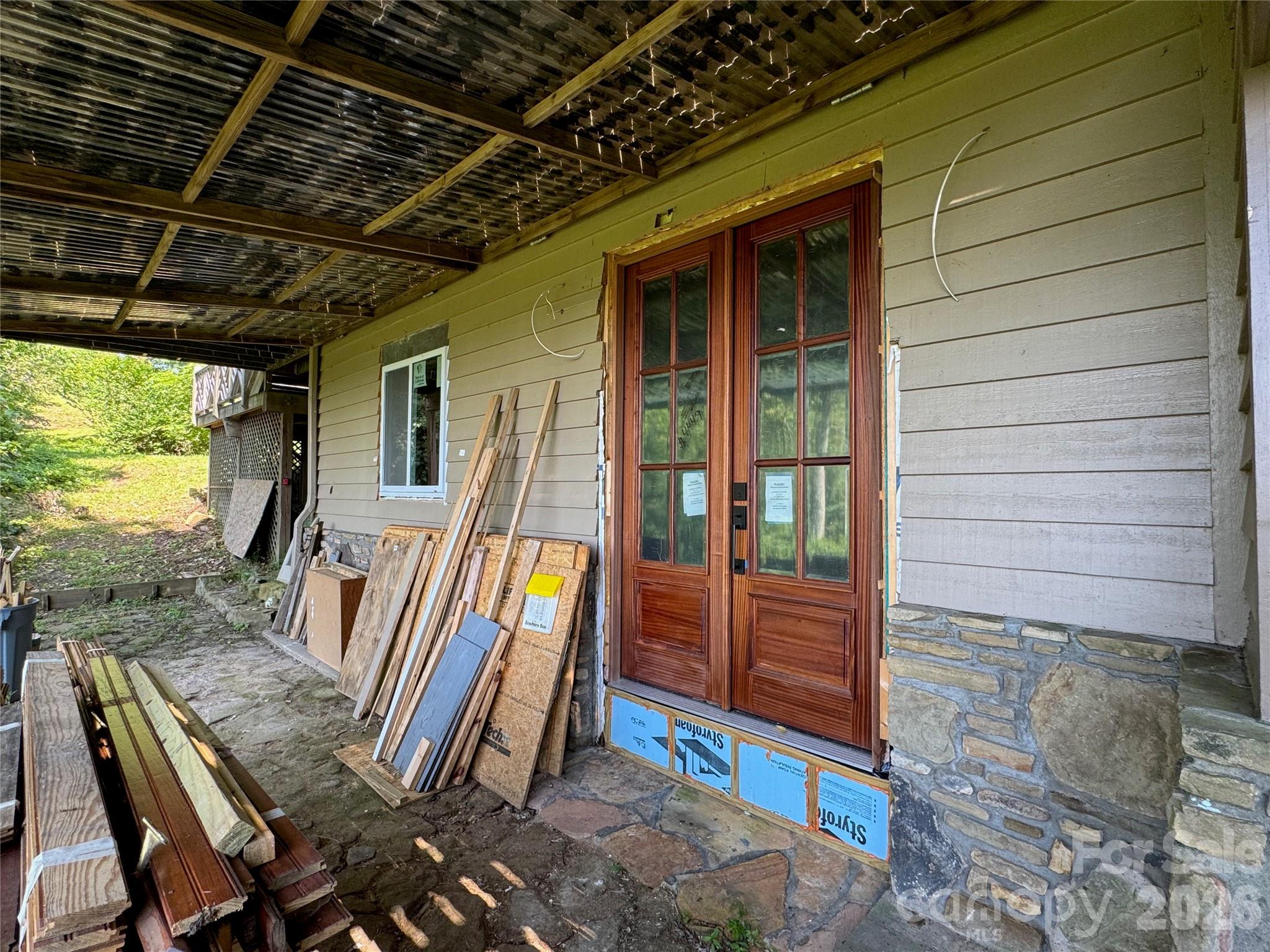 87 Island In The Sky Trail — Weaverville