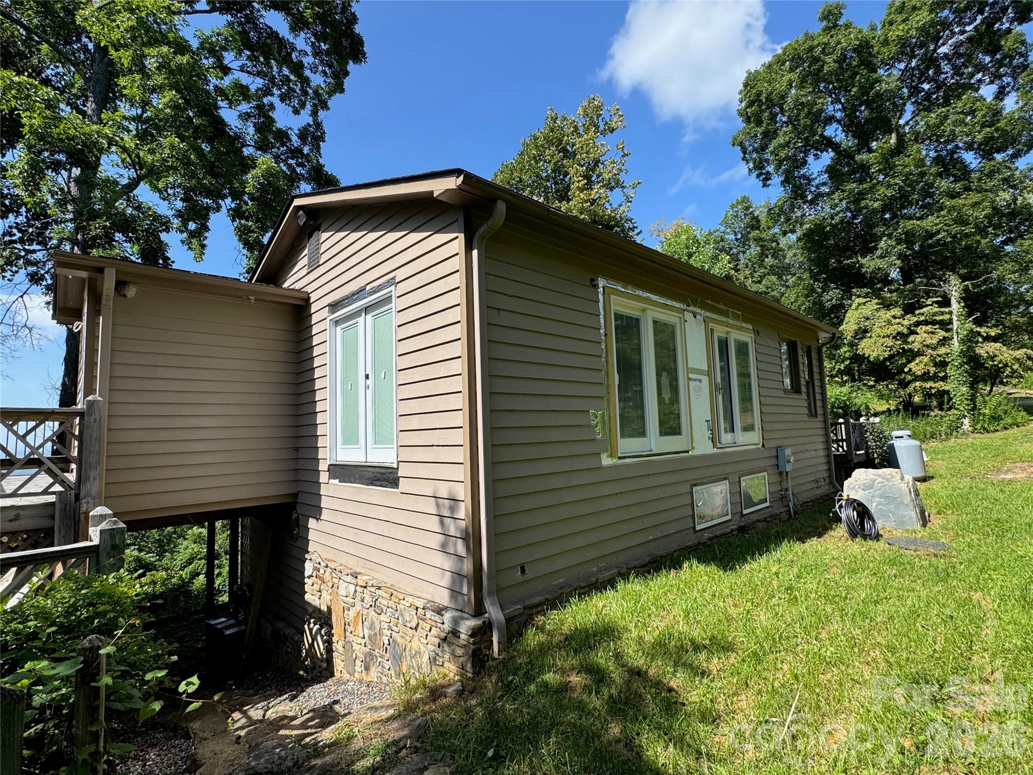 87 Island In The Sky Trail — Weaverville