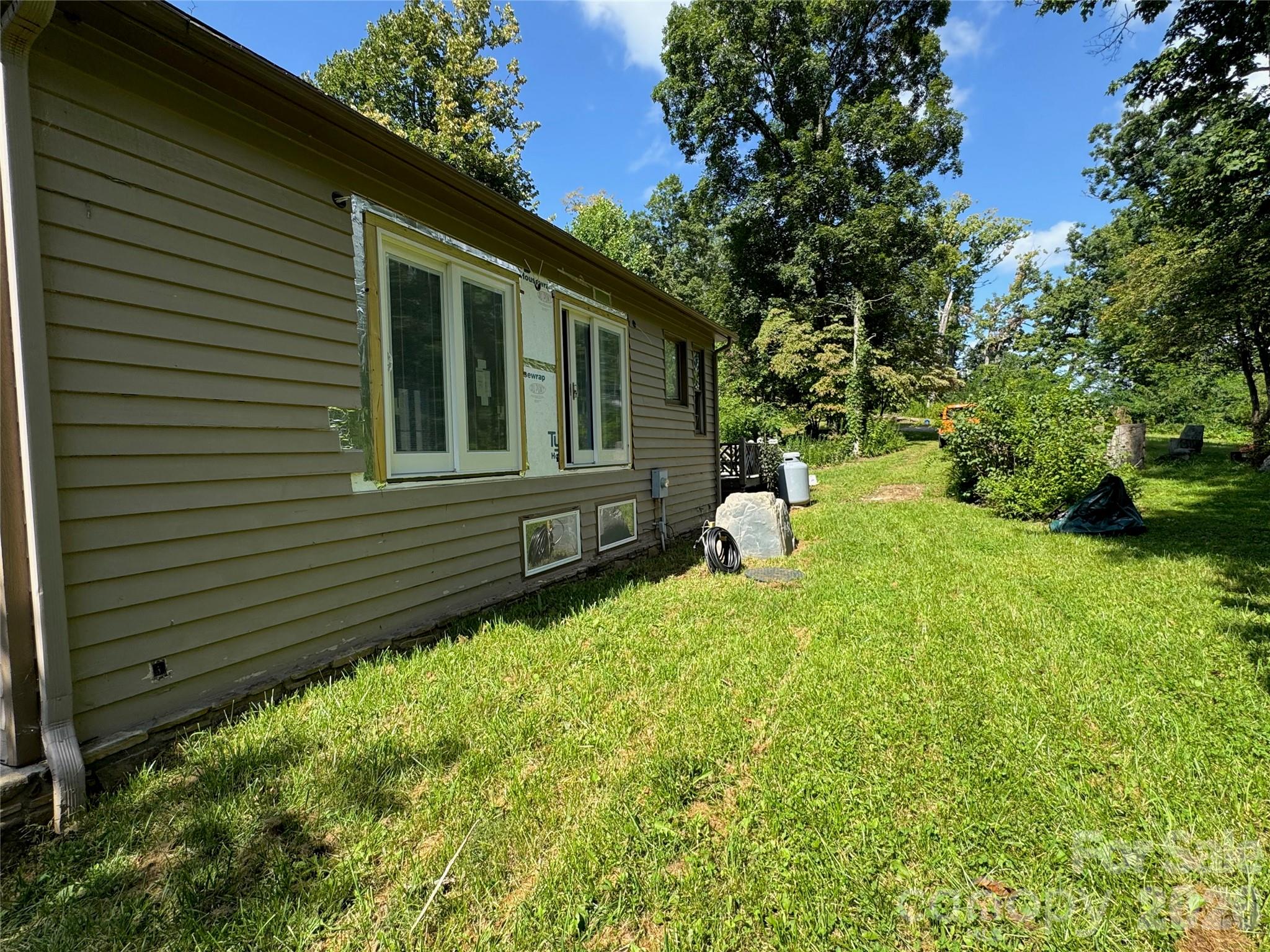 87 Island In The Sky Trail — Weaverville