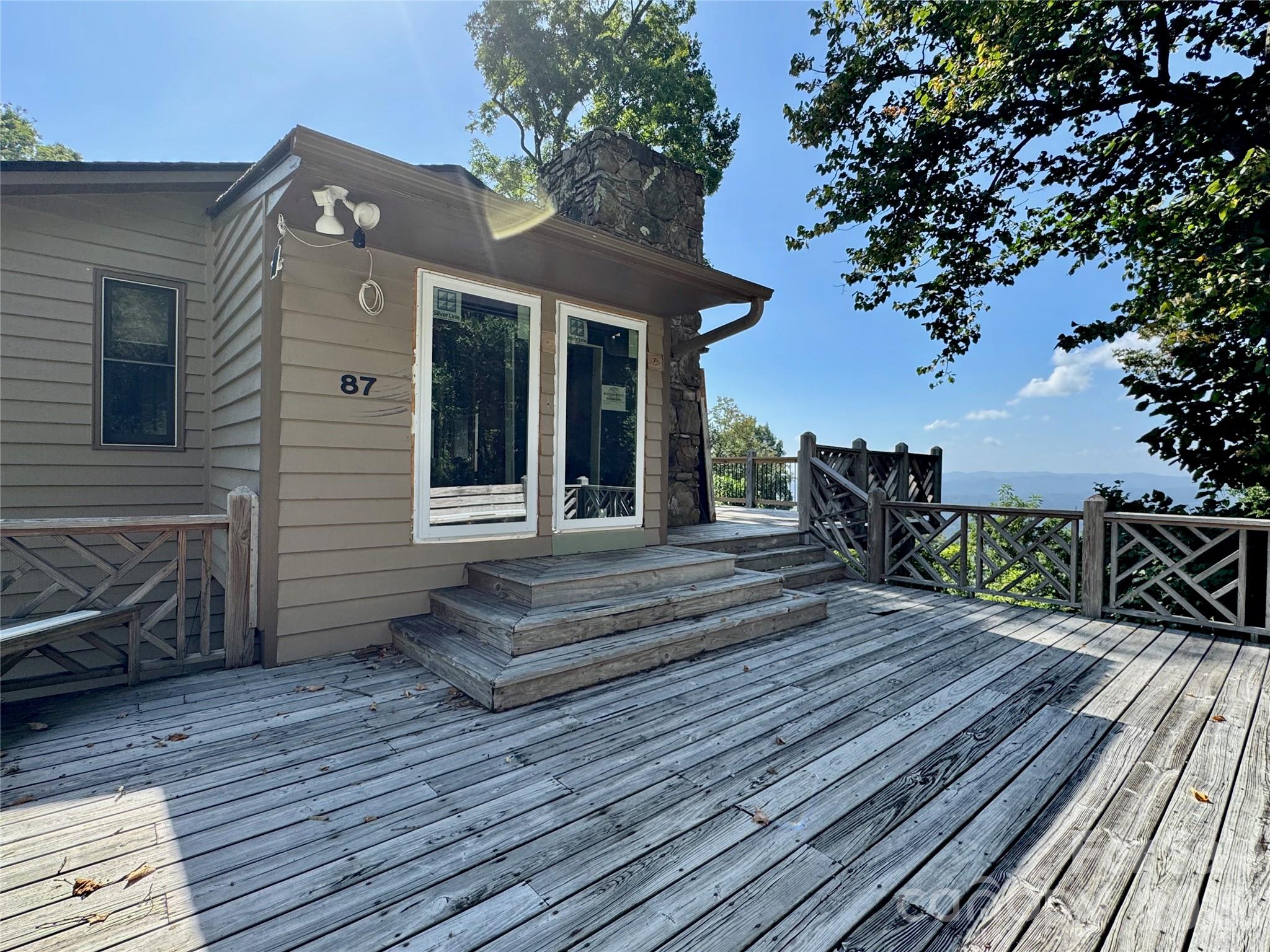 87 Island In The Sky Trail — Weaverville