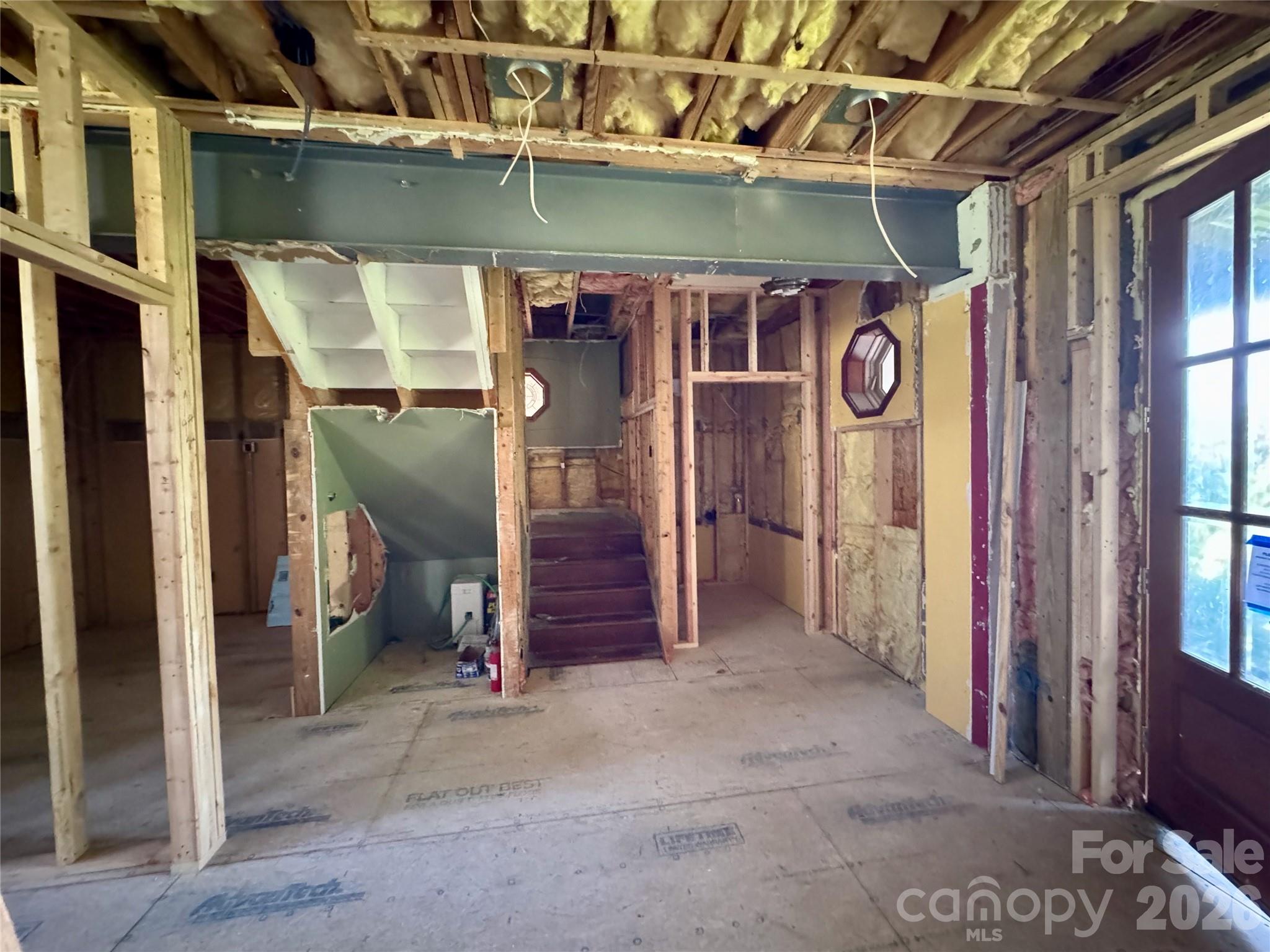 87 Island In The Sky Trail — Weaverville